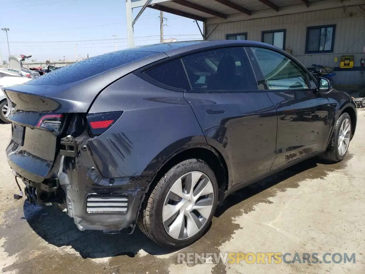 3 fotografías del automóvil dañado 7SAYGDEDXRF052447 TESLA MODEL Y 2024