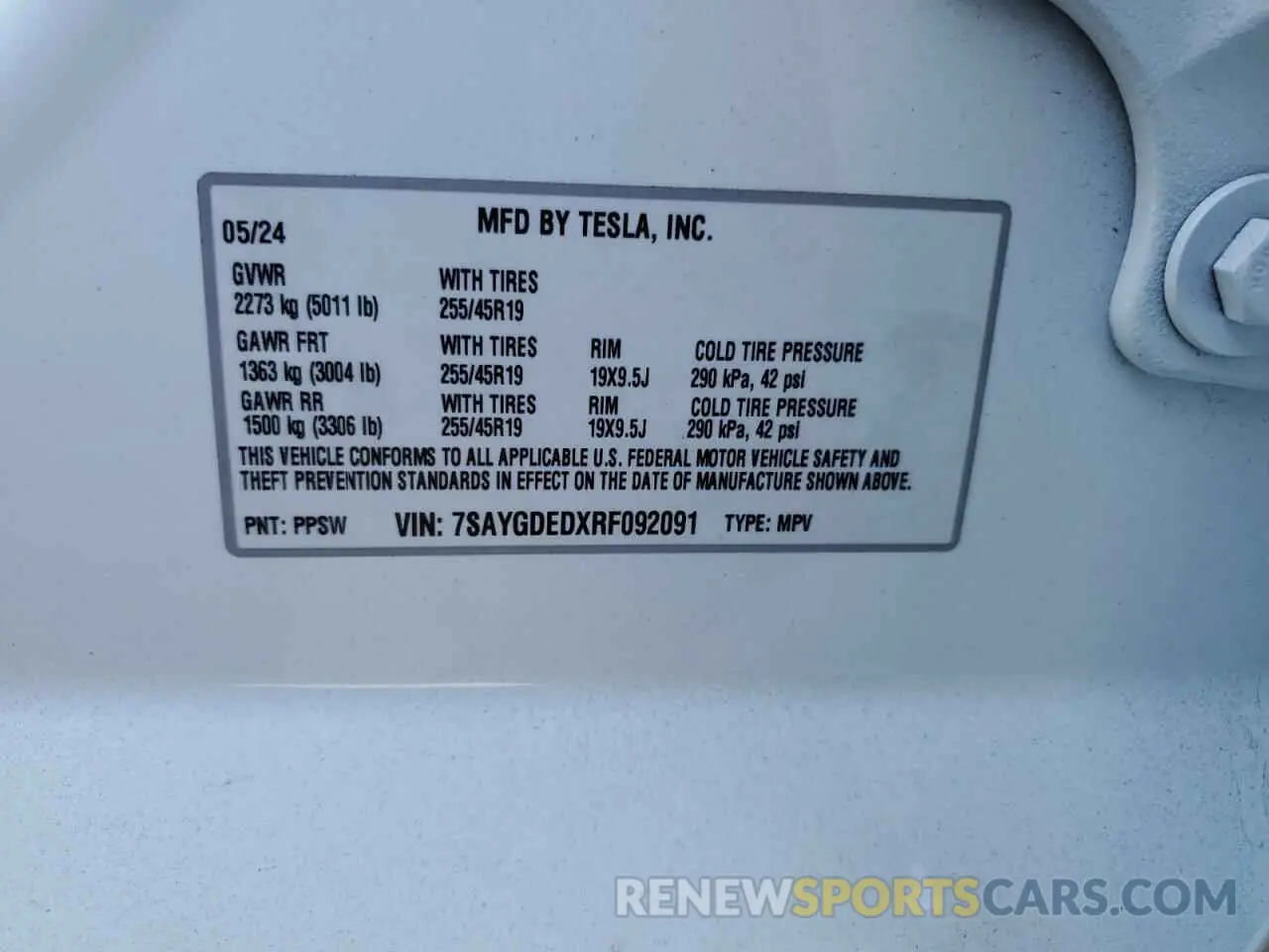 12 fotografías del automóvil dañado 7SAYGDEDXRF092091 TESLA MODEL Y 2024