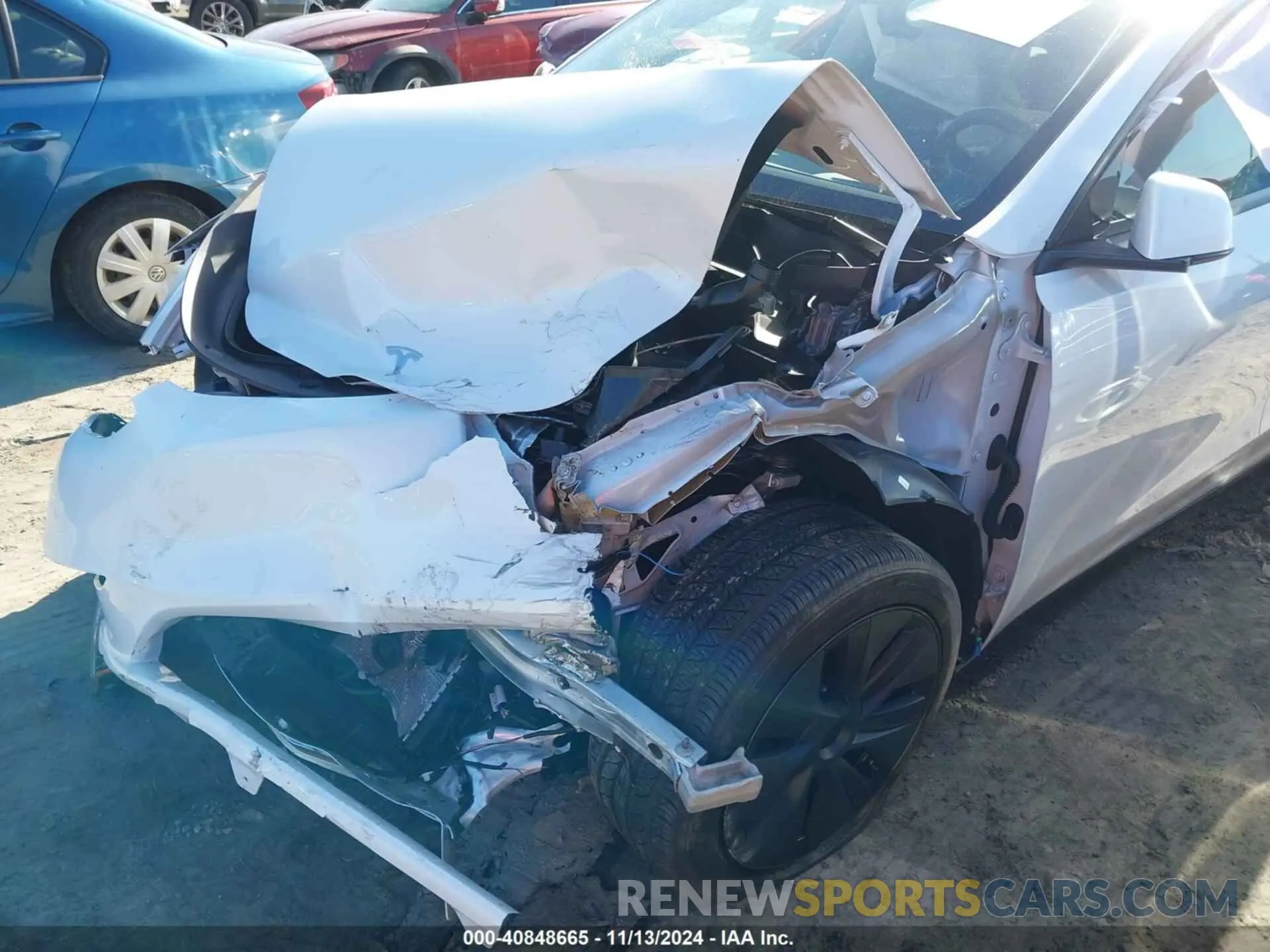 6 fotografías del automóvil dañado 7SAYGDEDXRF111707 TESLA MODEL Y 2024