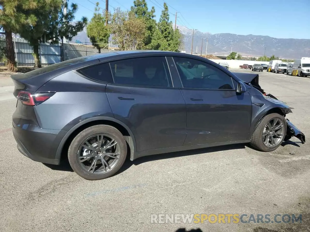3 fotografías del automóvil dañado 7SAYGDEDXRF112890 TESLA MODEL Y 2024