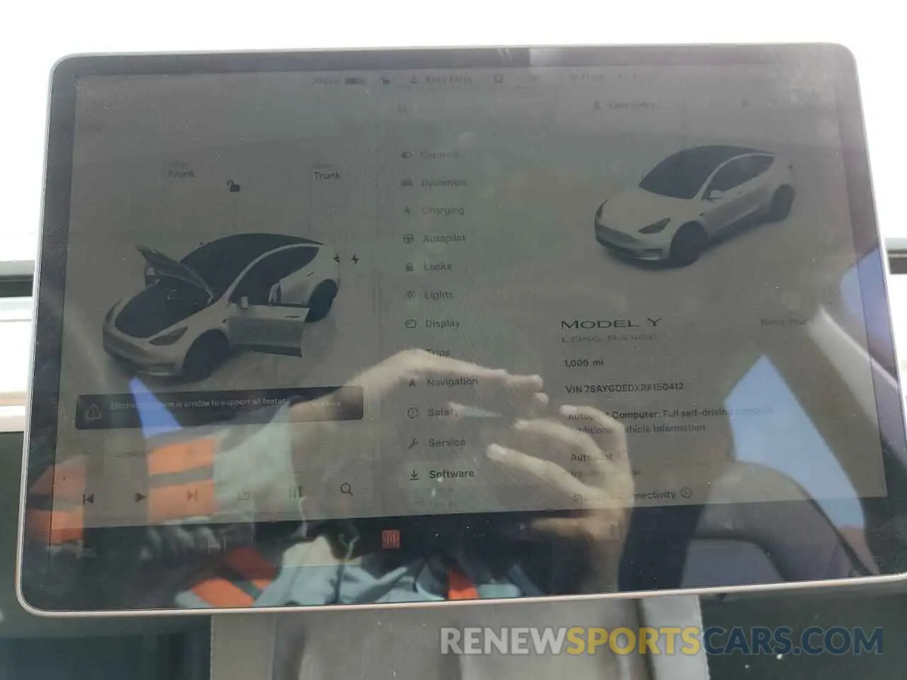 9 fotografías del automóvil dañado 7SAYGDEDXRF150412 TESLA MODEL Y 2024