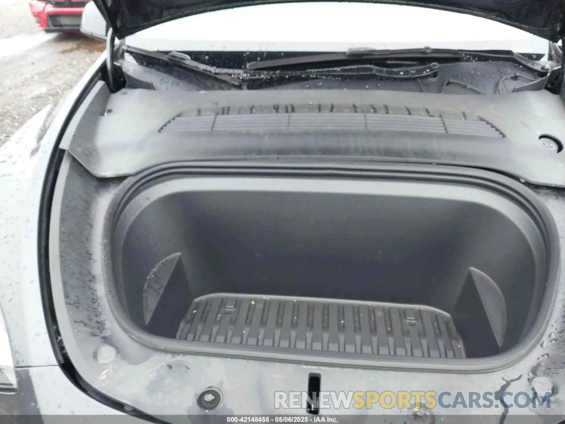 10 fotografías del automóvil dañado 7SAYGDEE0RA229691 TESLA MODEL Y 2024