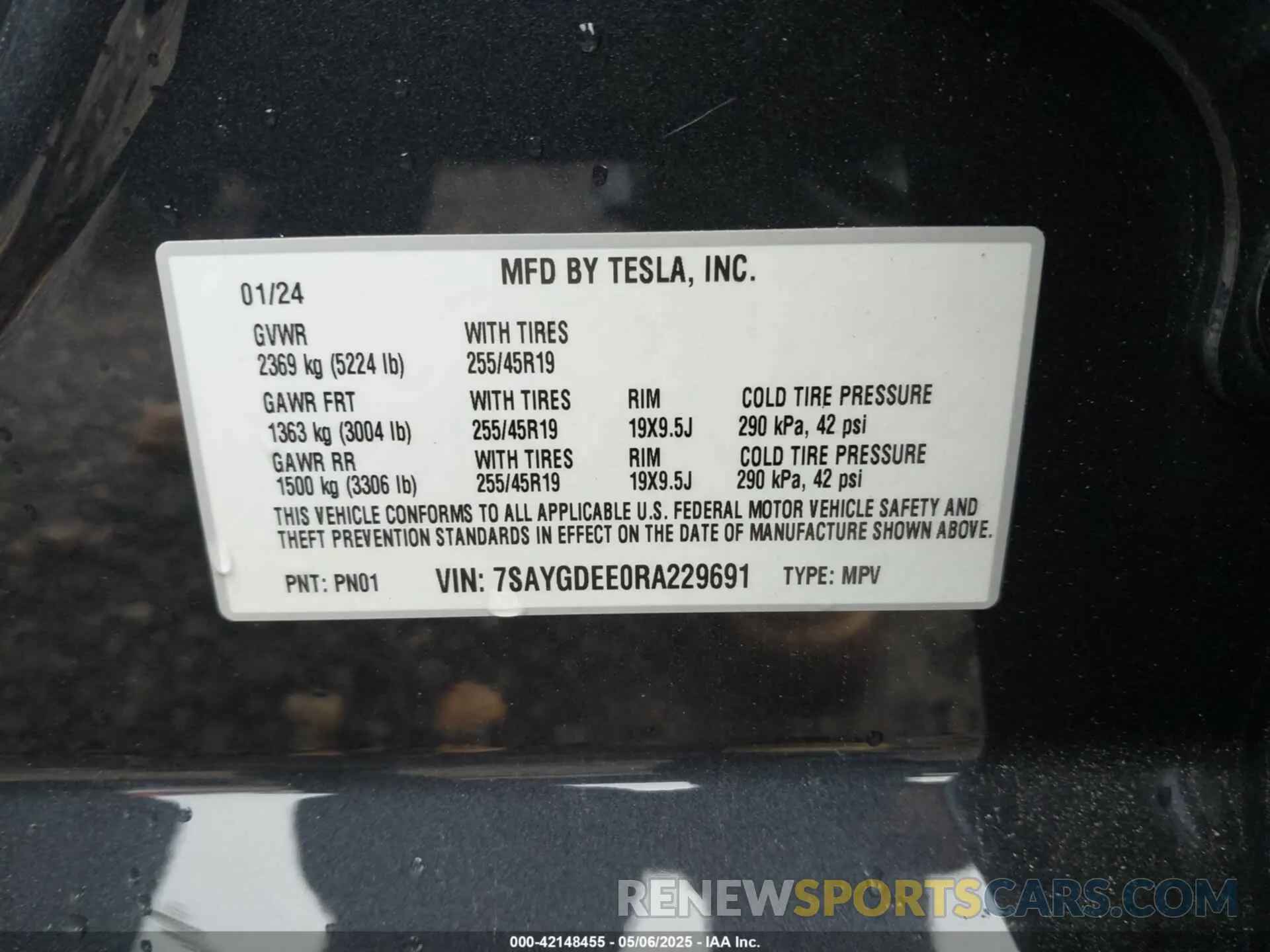 9 fotografías del automóvil dañado 7SAYGDEE0RA229691 TESLA MODEL Y 2024