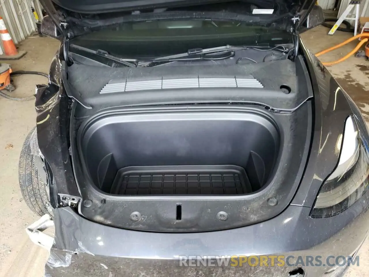 13 fotografías del automóvil dañado 7SAYGDEE0RA247799 TESLA MODEL Y 2024