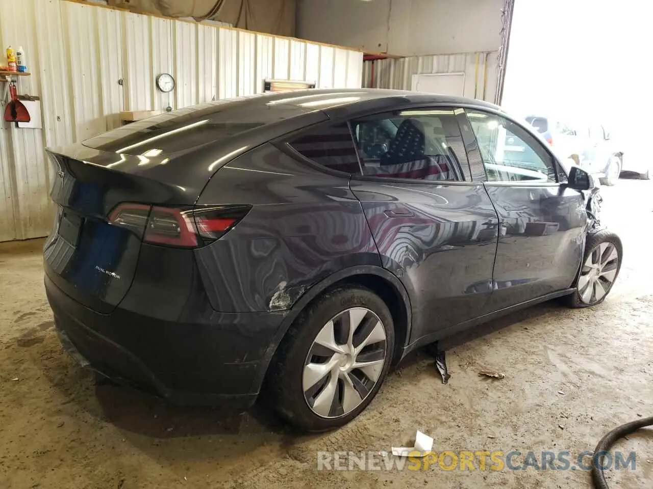 3 fotografías del automóvil dañado 7SAYGDEE0RA247799 TESLA MODEL Y 2024