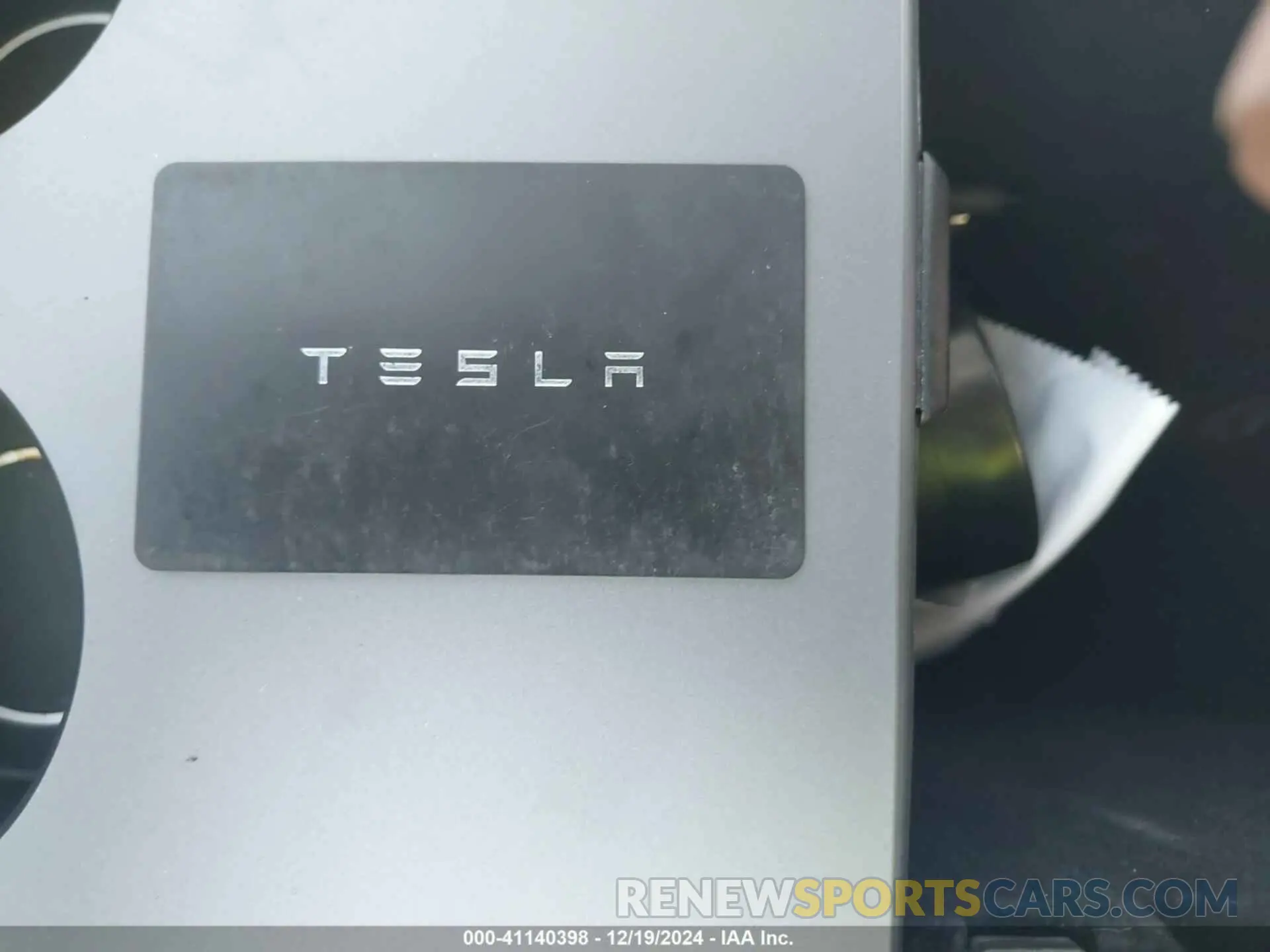 11 fotografías del automóvil dañado 7SAYGDEE0RA310092 TESLA MODEL Y 2024