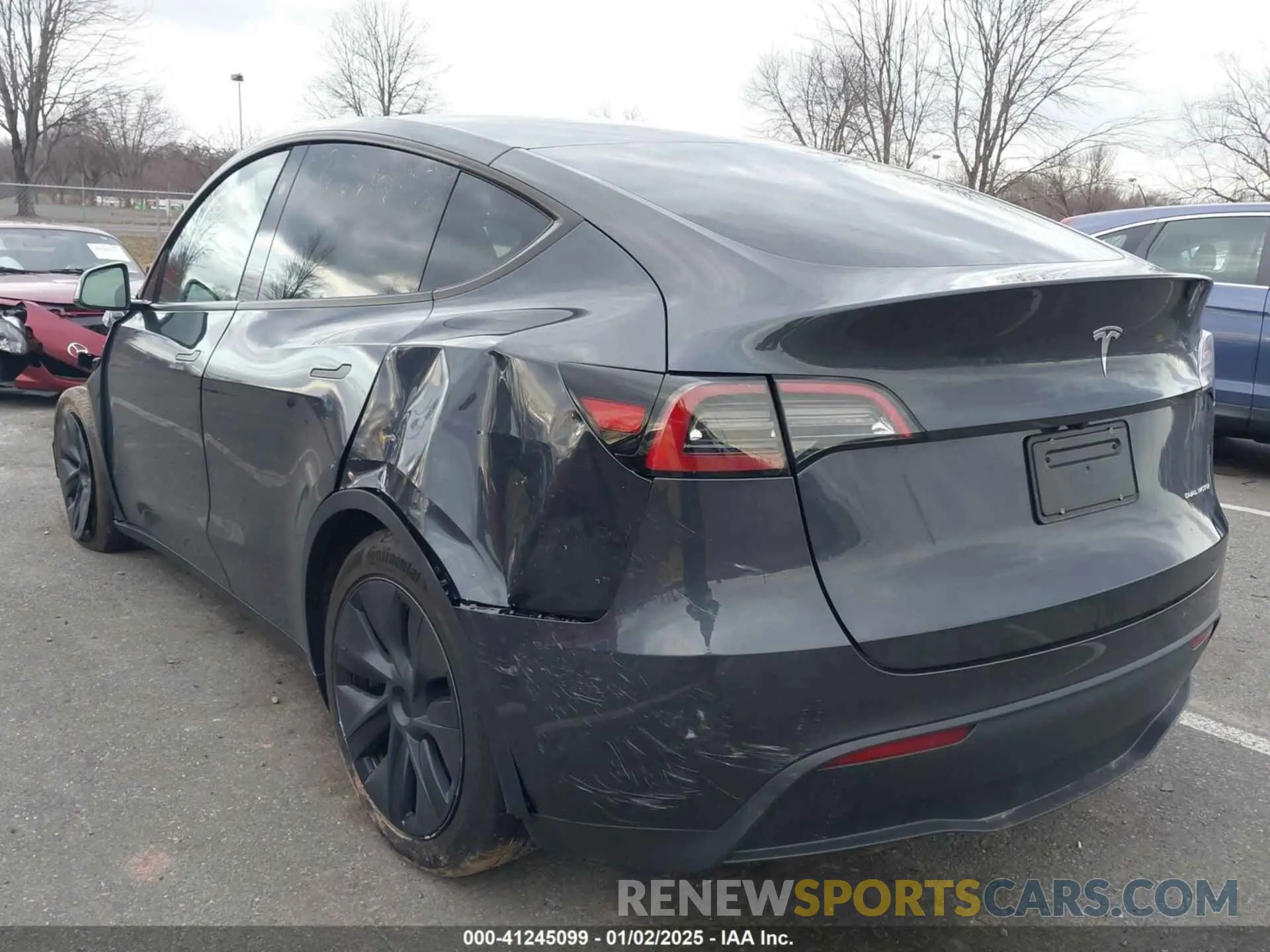 3 fotografías del automóvil dañado 7SAYGDEE0RA330083 TESLA MODEL Y 2024