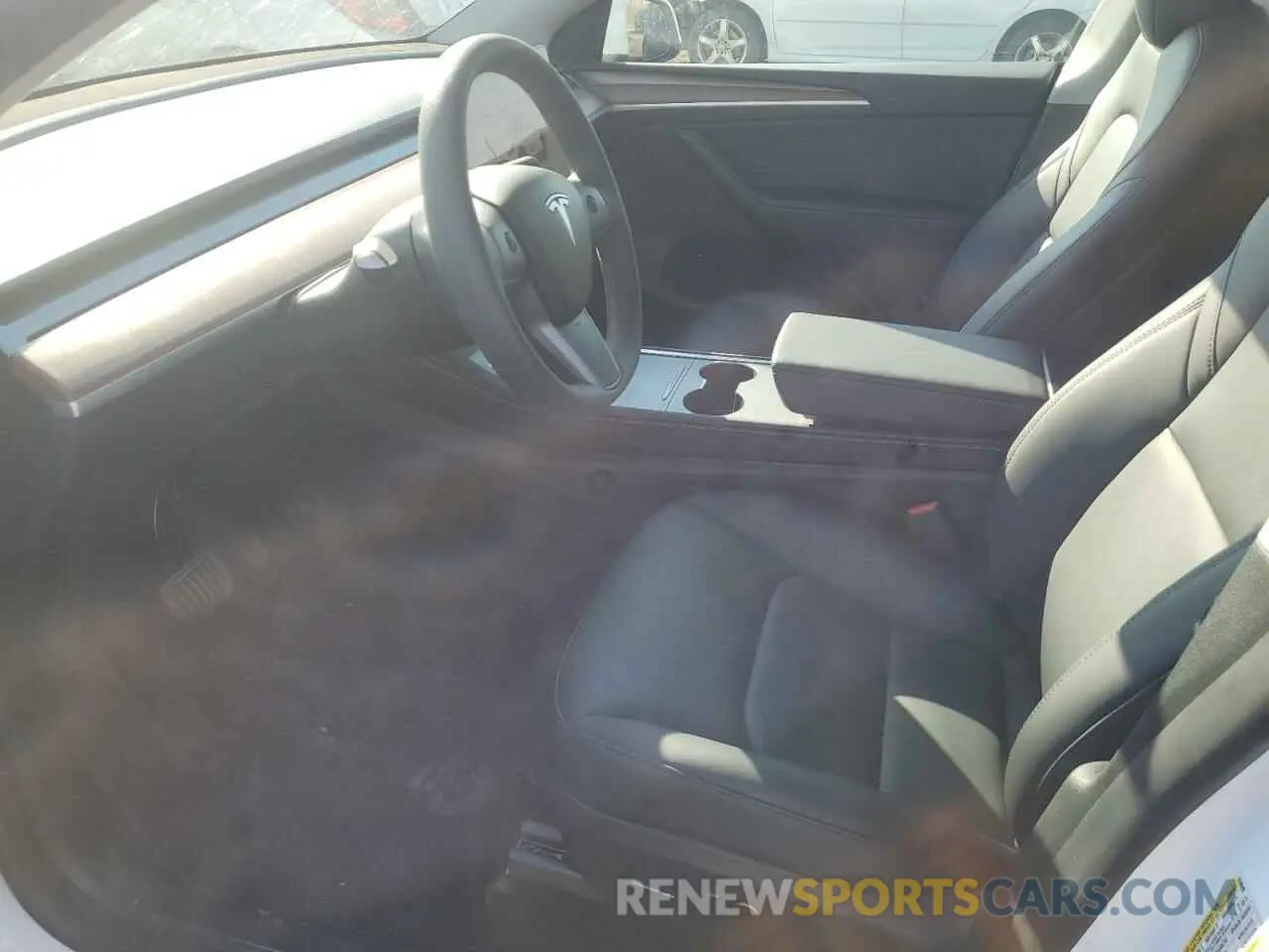 7 fotografías del automóvil dañado 7SAYGDEE0RF055642 TESLA MODEL Y 2024