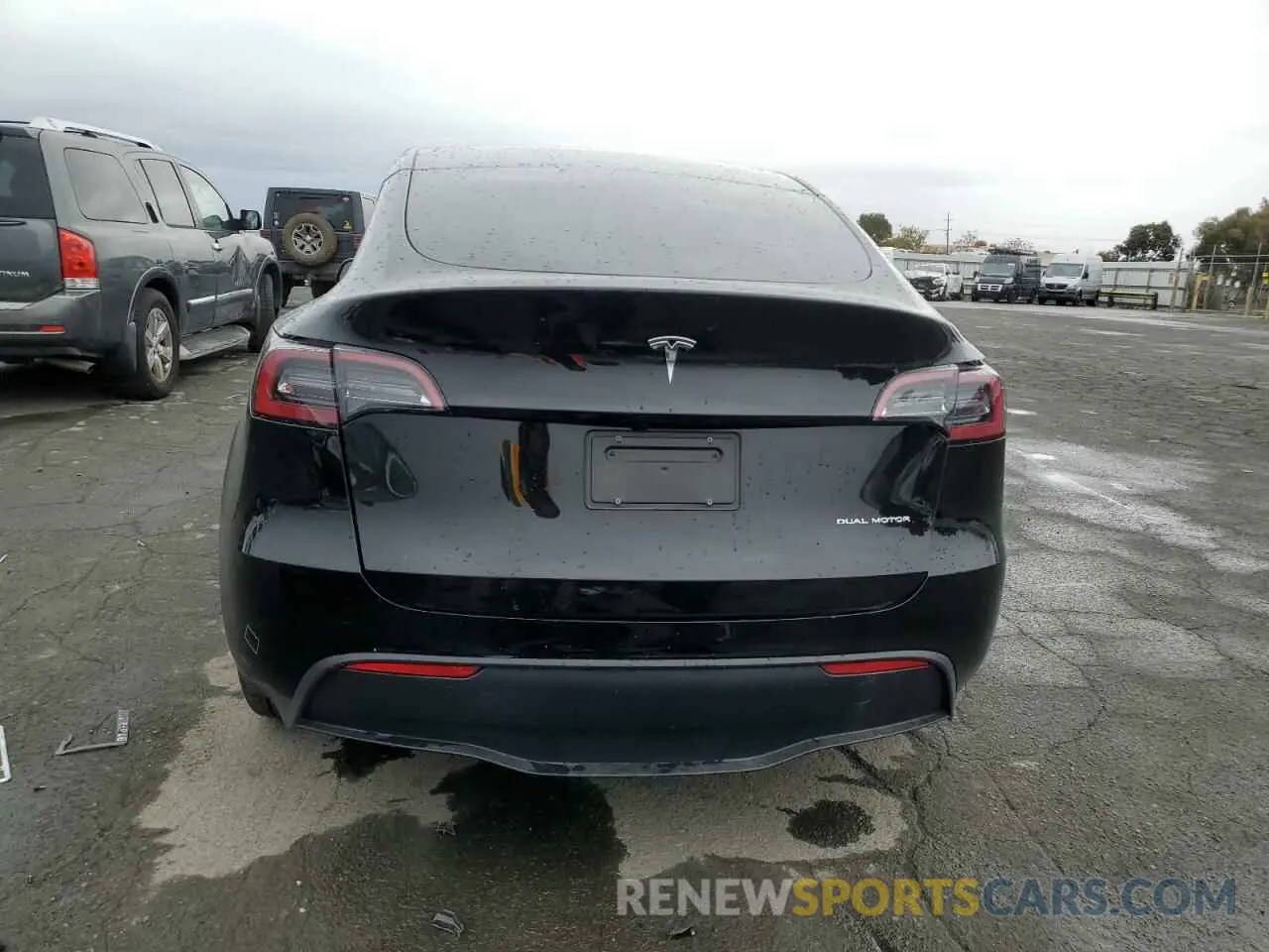 6 fotografías del automóvil dañado 7SAYGDEE0RF069797 TESLA MODEL Y 2024