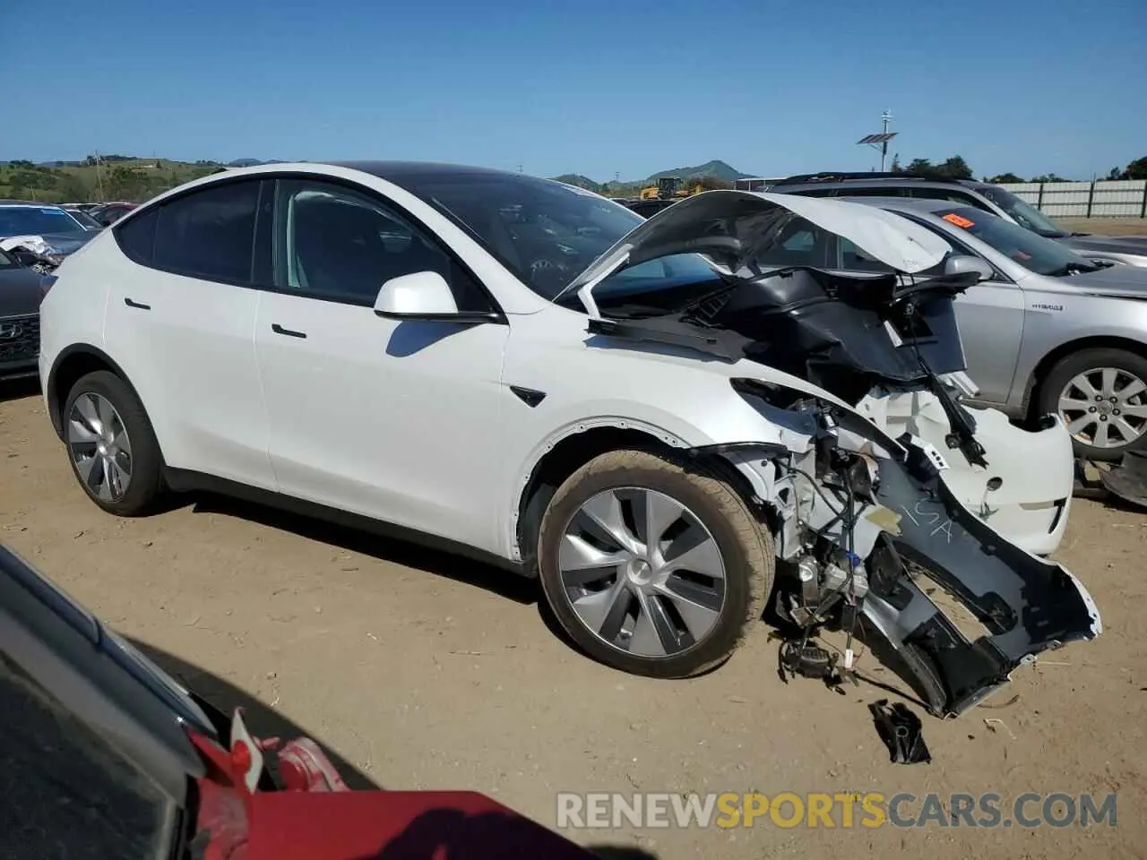 4 fotografías del automóvil dañado 7SAYGDEE0RF081948 TESLA MODEL Y 2024