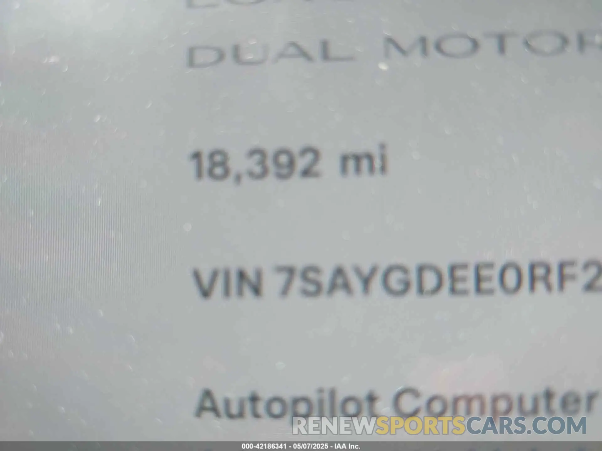 15 fotografías del automóvil dañado 7SAYGDEE0RF200291 TESLA MODEL Y 2024
