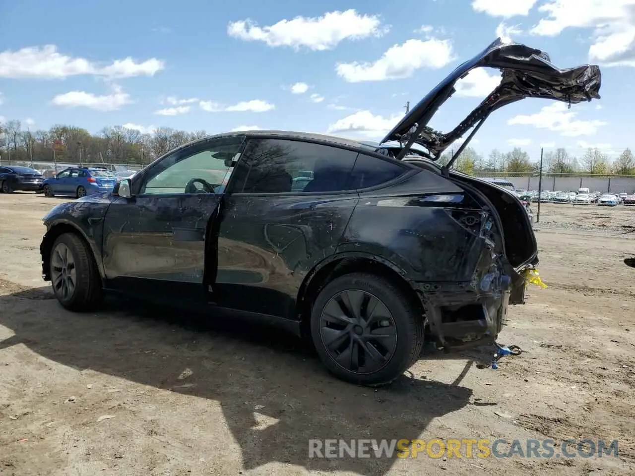 2 fotografías del automóvil dañado 7SAYGDEE0RF202381 TESLA MODEL Y 2024