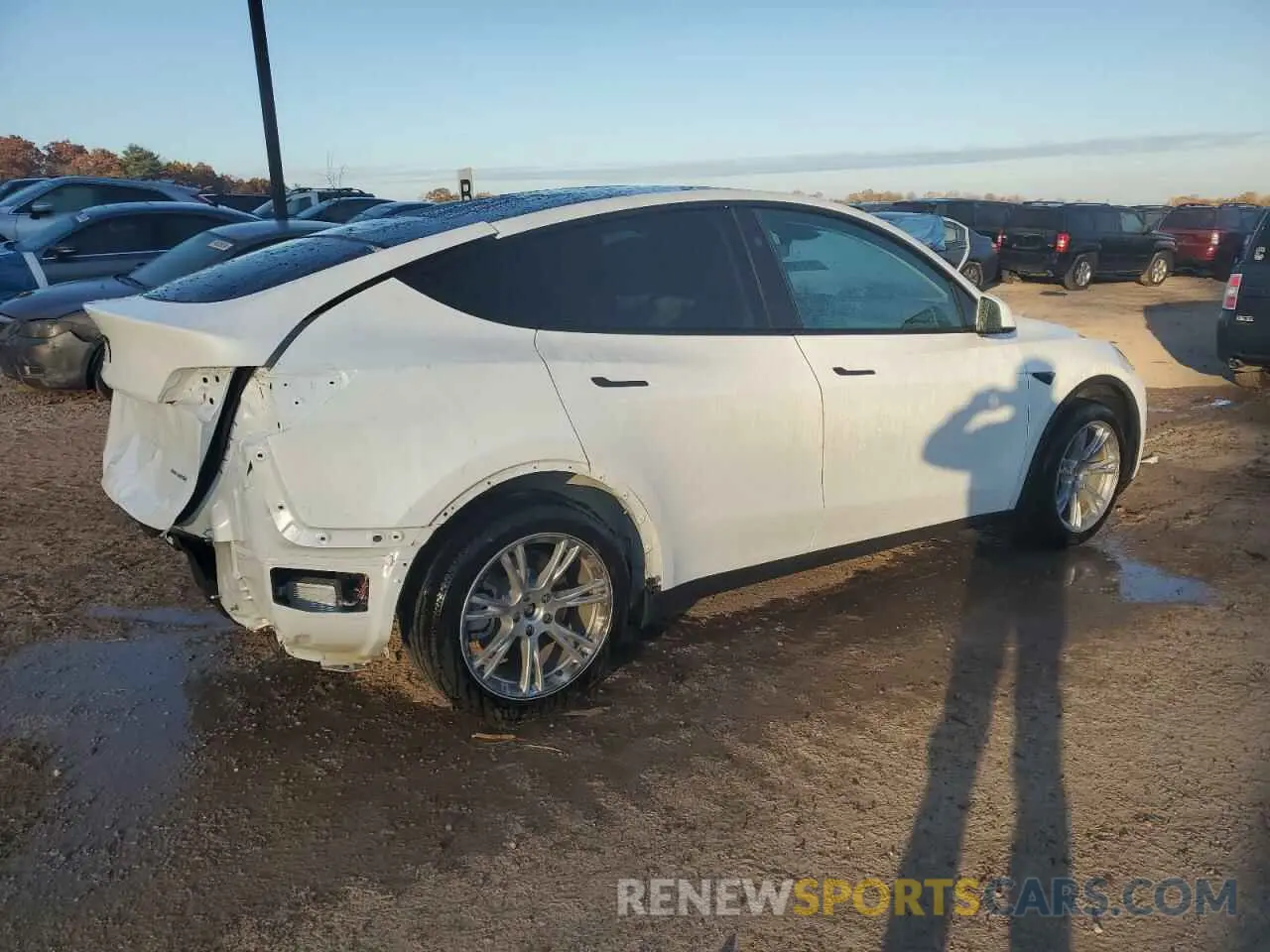 3 fotografías del automóvil dañado 7SAYGDEE1RA258441 TESLA MODEL Y 2024
