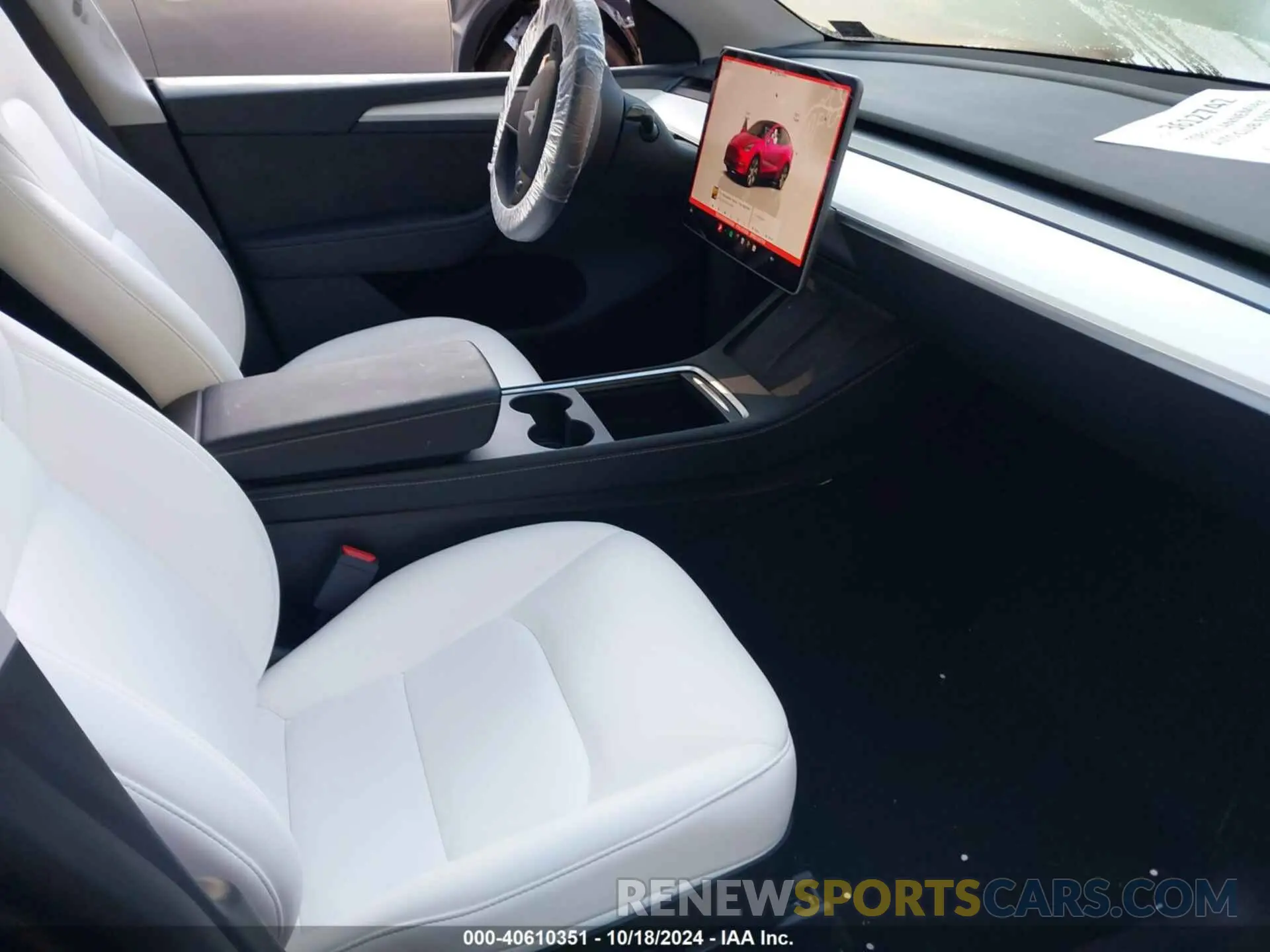 5 fotografías del automóvil dañado 7SAYGDEE1RA266328 TESLA MODEL Y 2024