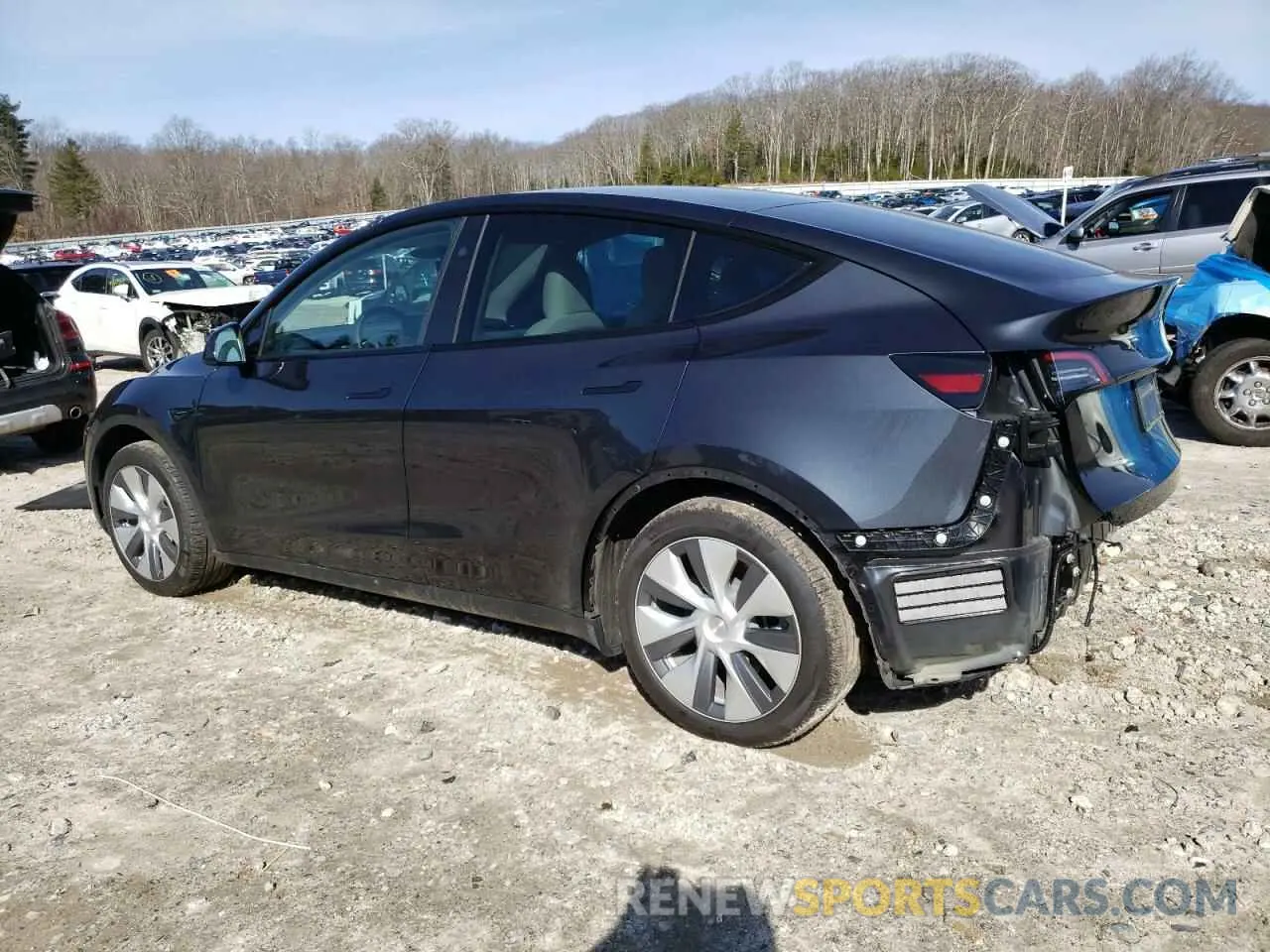 2 fotografías del automóvil dañado 7SAYGDEE1RA276065 TESLA MODEL Y 2024