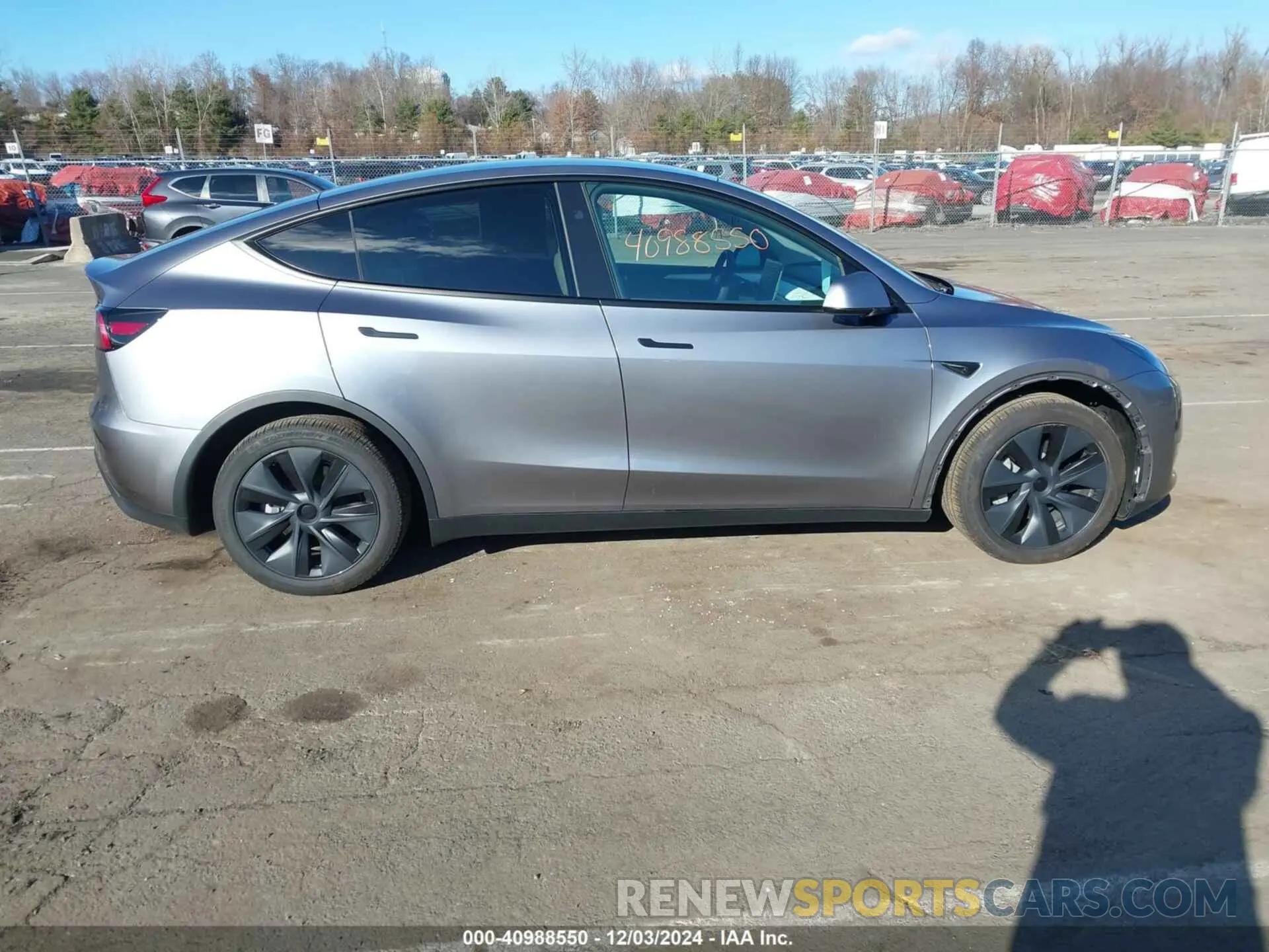 14 fotografías del automóvil dañado 7SAYGDEE1RA293948 TESLA MODEL Y 2024