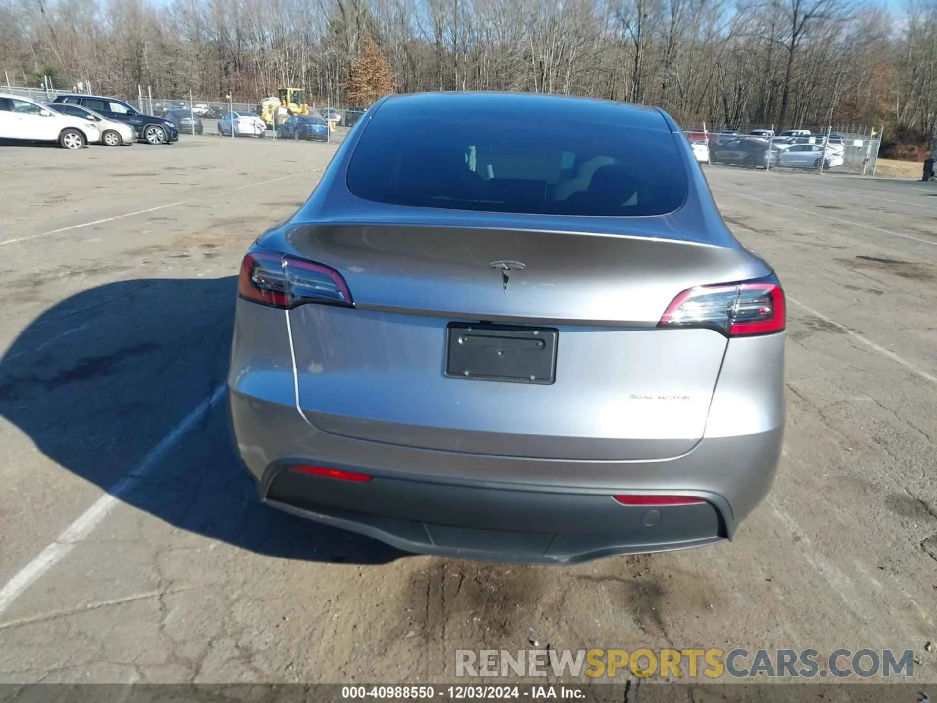 17 fotografías del automóvil dañado 7SAYGDEE1RA293948 TESLA MODEL Y 2024