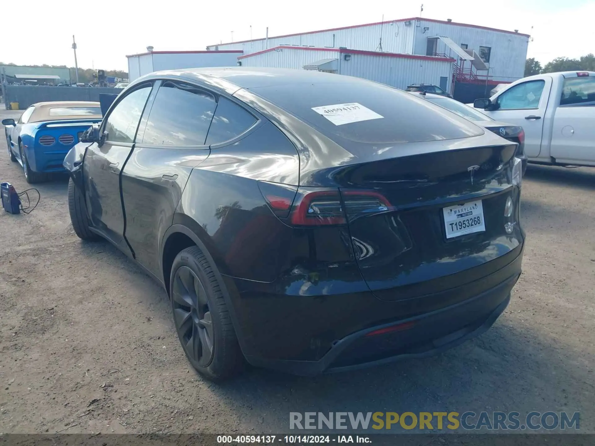 3 fotografías del automóvil dañado 7SAYGDEE1RA322705 TESLA MODEL Y 2024
