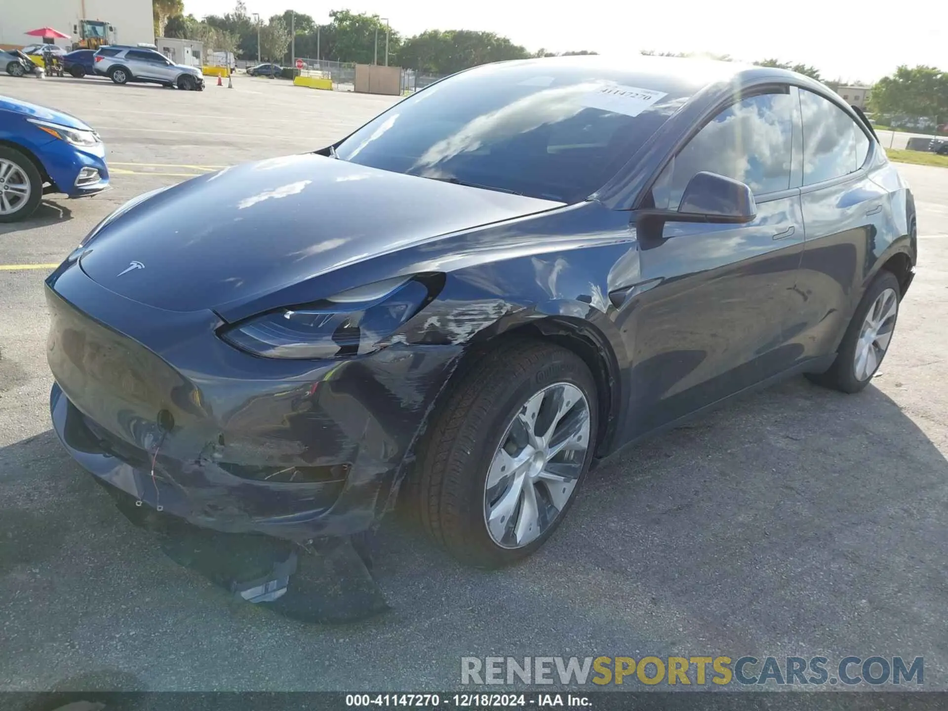 19 fotografías del automóvil dañado 7SAYGDEE1RF035089 TESLA MODEL Y 2024
