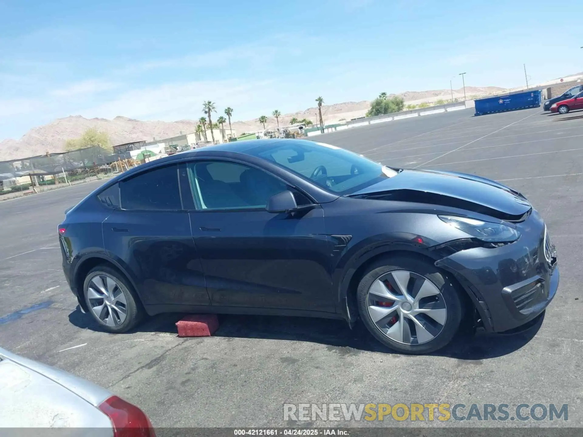 12 fotografías del automóvil dañado 7SAYGDEE1RF067024 TESLA MODEL Y 2024