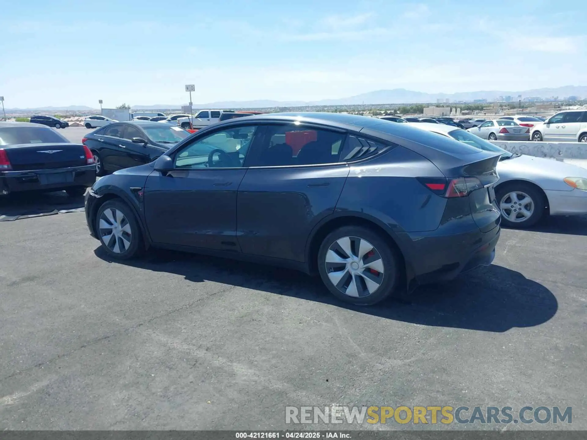 3 fotografías del automóvil dañado 7SAYGDEE1RF067024 TESLA MODEL Y 2024