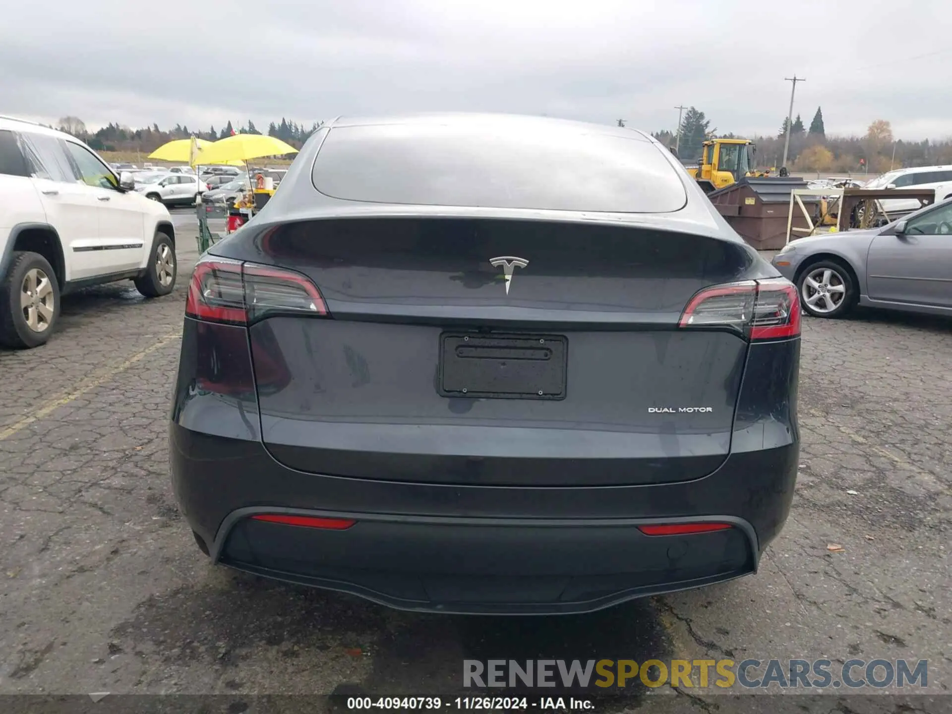 16 fotografías del automóvil dañado 7SAYGDEE1RF102483 TESLA MODEL Y 2024