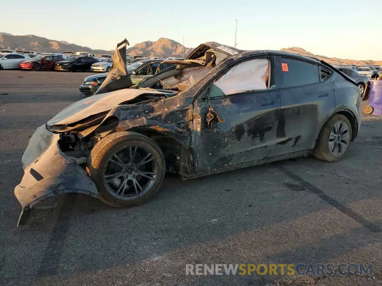1 fotografías del automóvil dañado 7SAYGDEE1RF132762 TESLA MODEL Y 2024