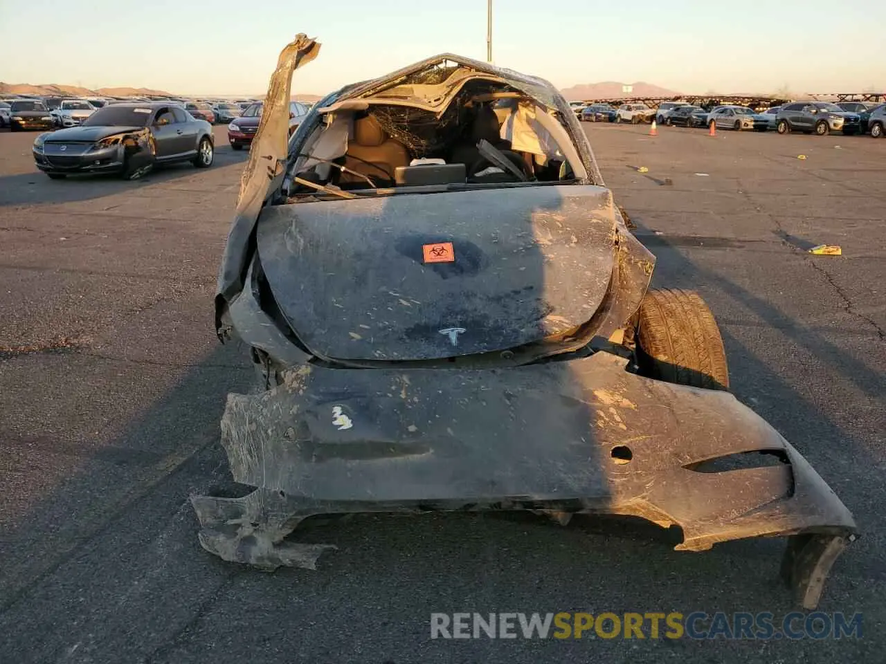 5 fotografías del automóvil dañado 7SAYGDEE1RF132762 TESLA MODEL Y 2024