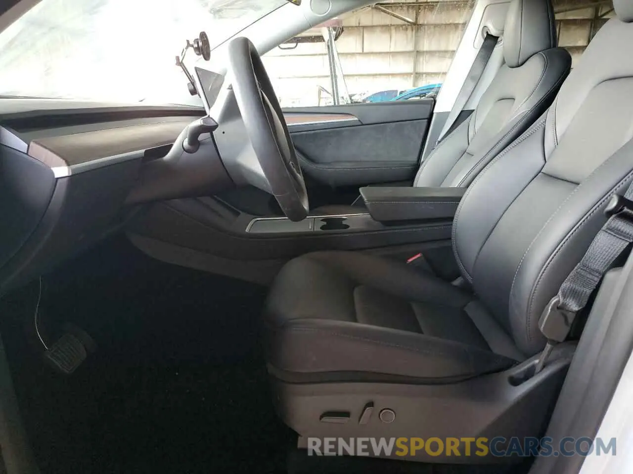 7 fotografías del automóvil dañado 7SAYGDEE1RF165311 TESLA MODEL Y 2024