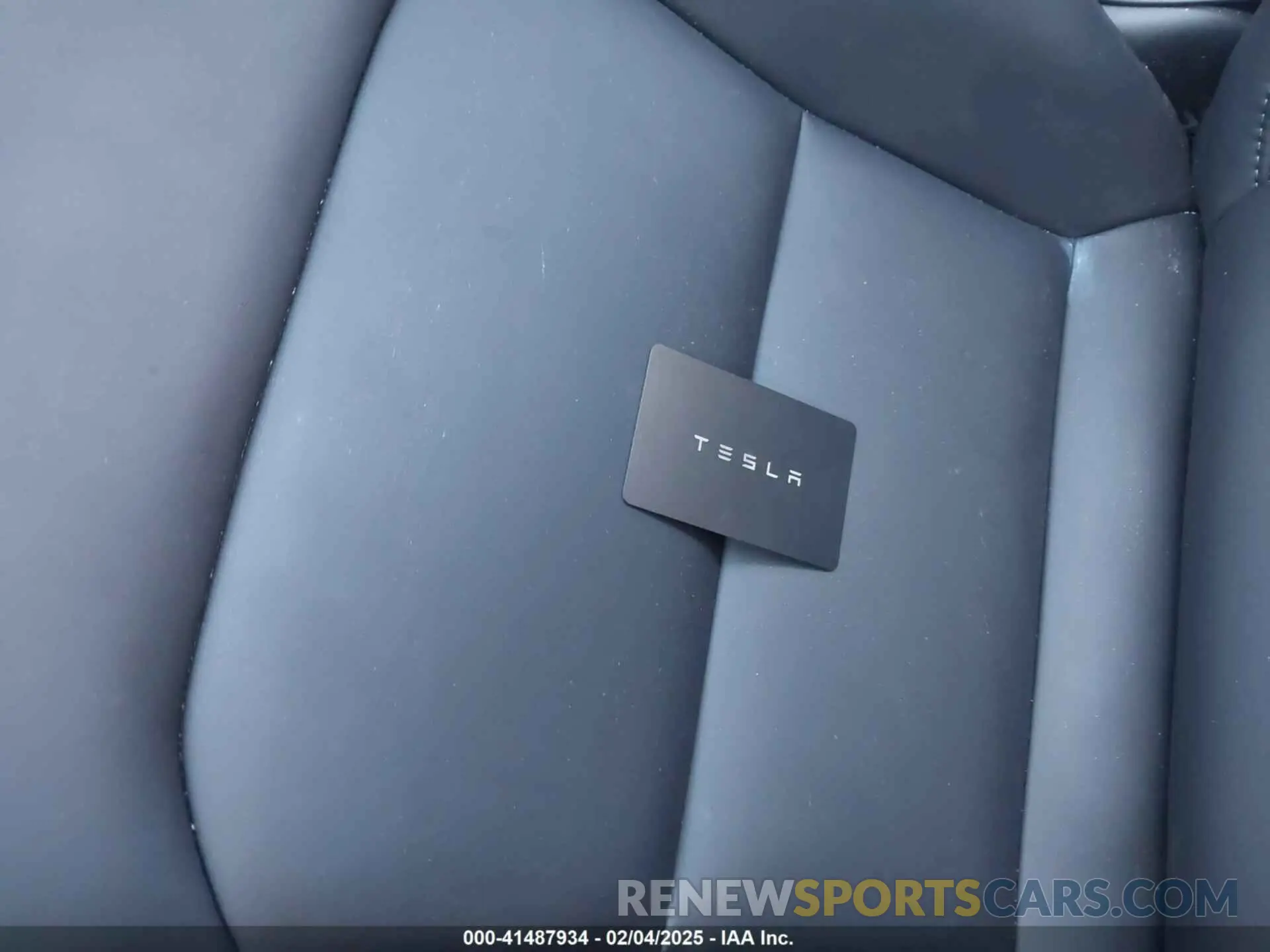 11 fotografías del automóvil dañado 7SAYGDEE2RA242815 TESLA MODEL Y 2024