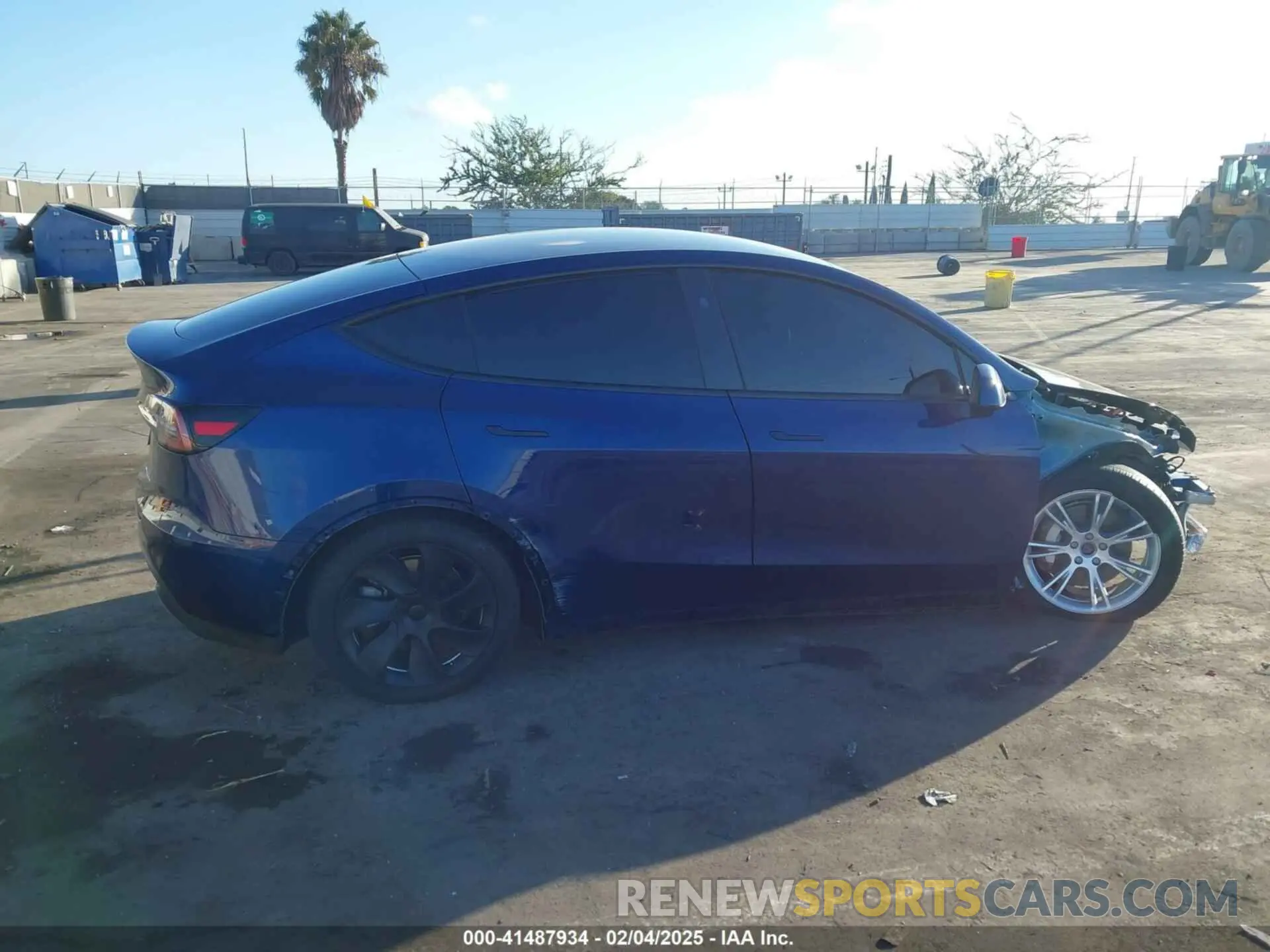 14 fotografías del automóvil dañado 7SAYGDEE2RA242815 TESLA MODEL Y 2024