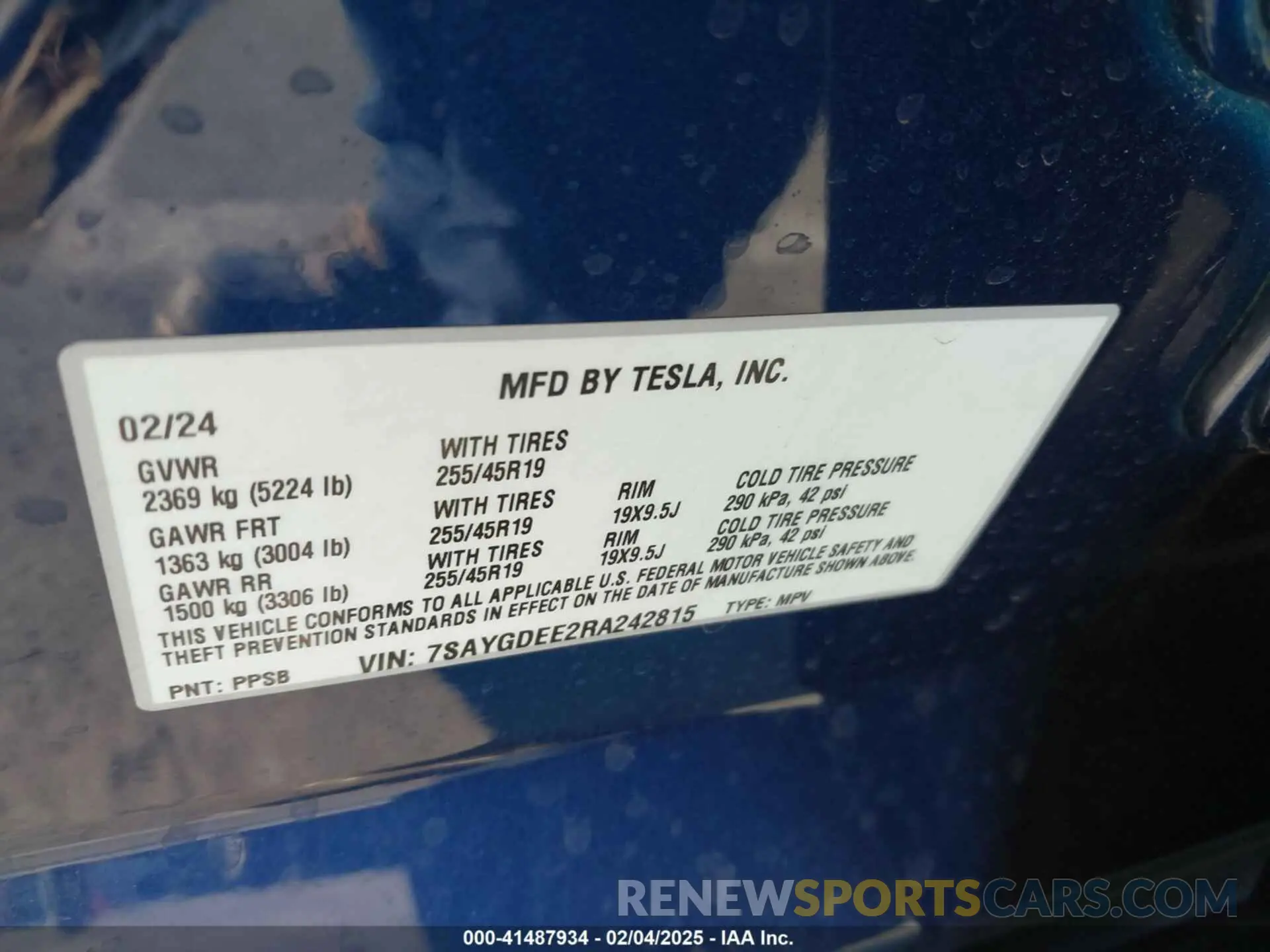 9 fotografías del automóvil dañado 7SAYGDEE2RA242815 TESLA MODEL Y 2024