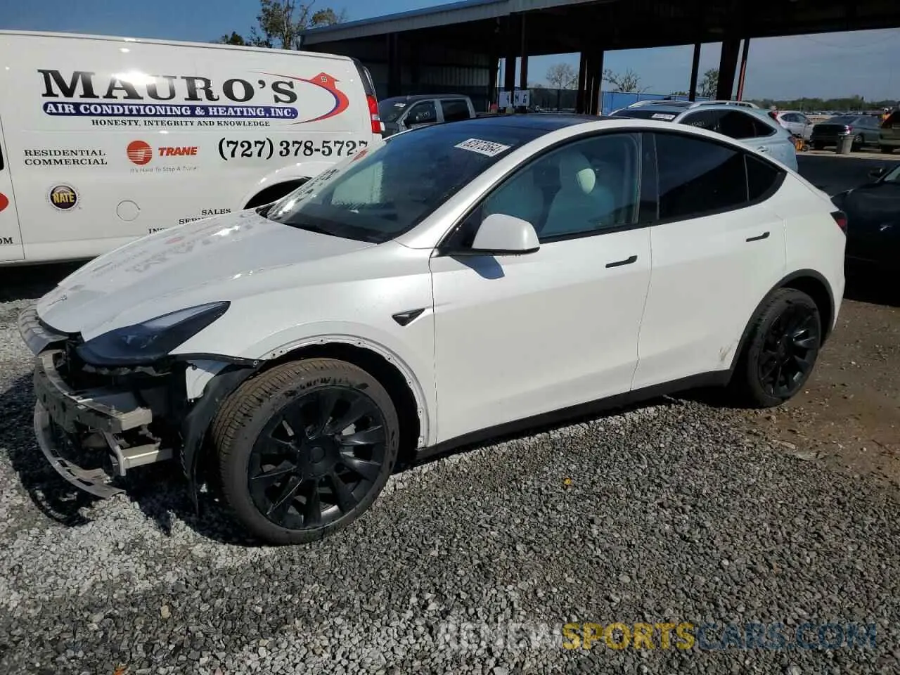 1 fotografías del automóvil dañado 7SAYGDEE2RA265477 TESLA MODEL Y 2024