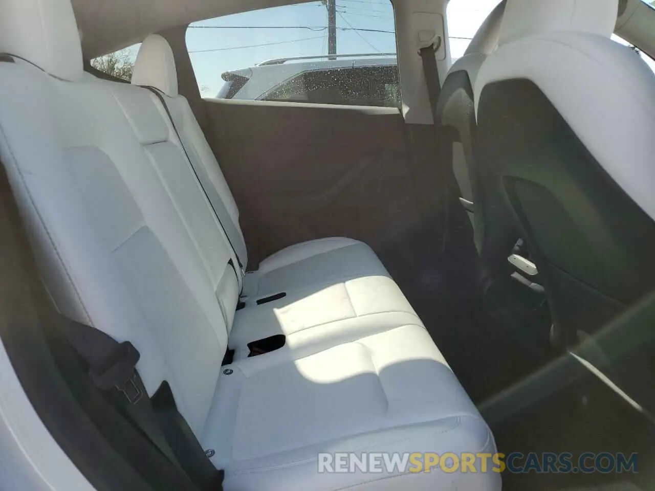 11 fotografías del automóvil dañado 7SAYGDEE2RA265477 TESLA MODEL Y 2024