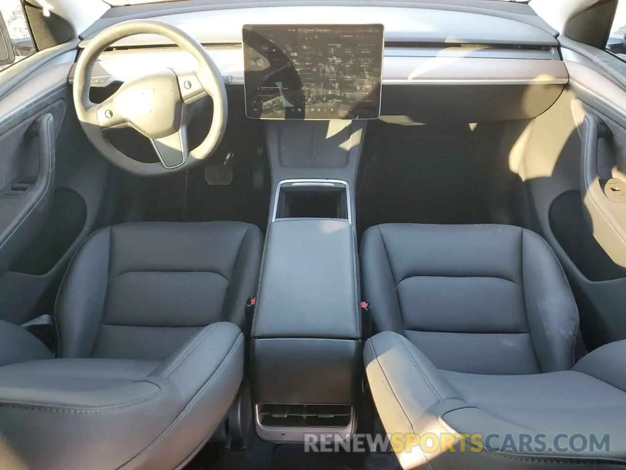 8 fotografías del automóvil dañado 7SAYGDEE2RA274700 TESLA MODEL Y 2024