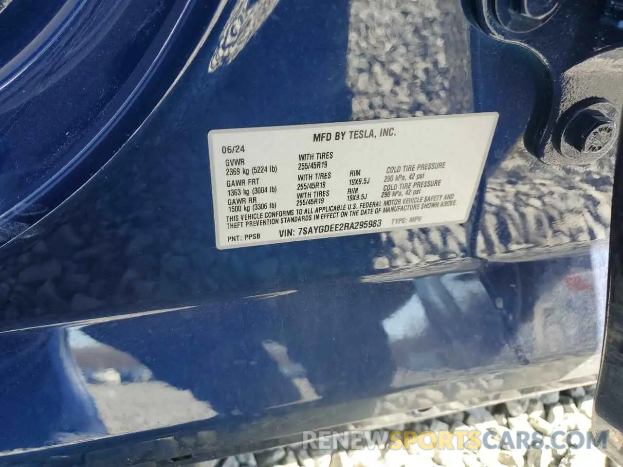 13 fotografías del automóvil dañado 7SAYGDEE2RA295983 TESLA MODEL Y 2024