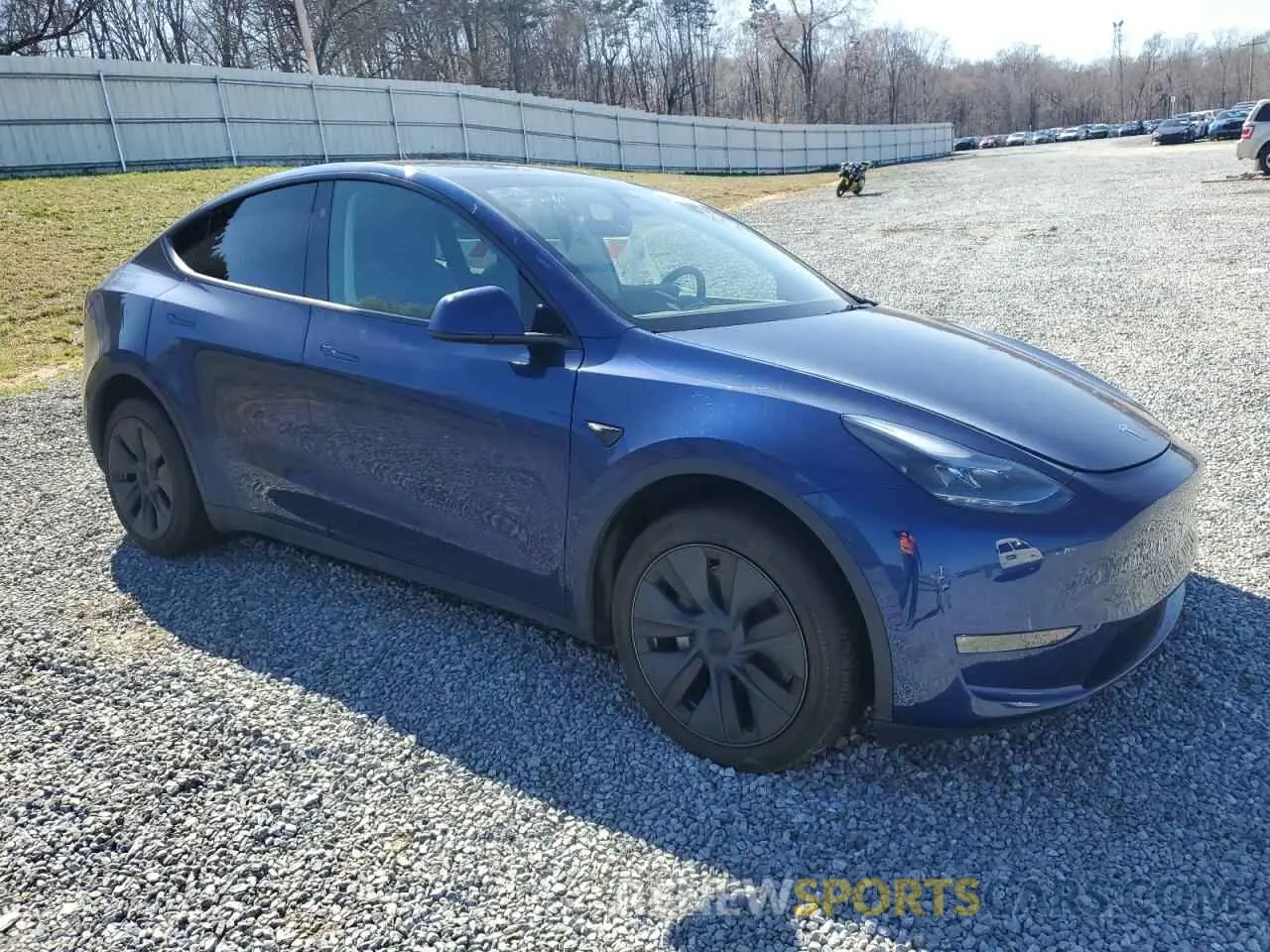4 fotografías del automóvil dañado 7SAYGDEE2RA295983 TESLA MODEL Y 2024