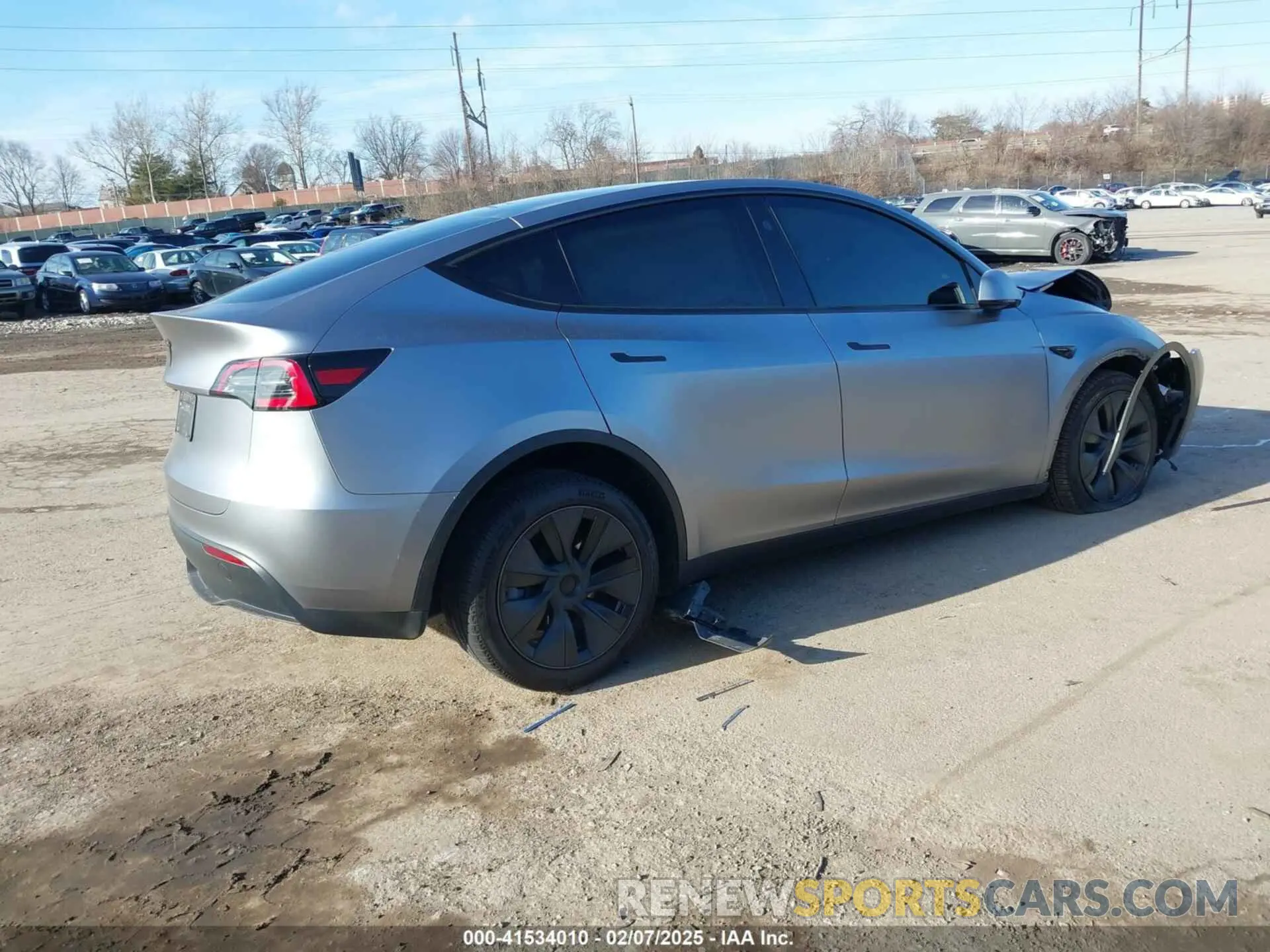 4 fotografías del automóvil dañado 7SAYGDEE2RA311261 TESLA MODEL Y 2024