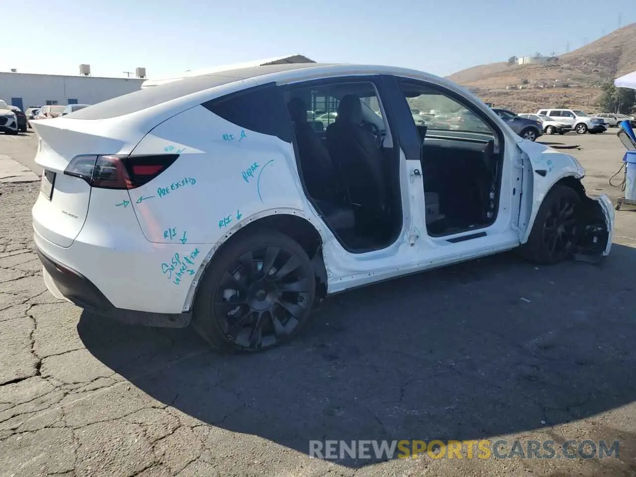 3 fotografías del automóvil dañado 7SAYGDEE2RF067145 TESLA MODEL Y 2024
