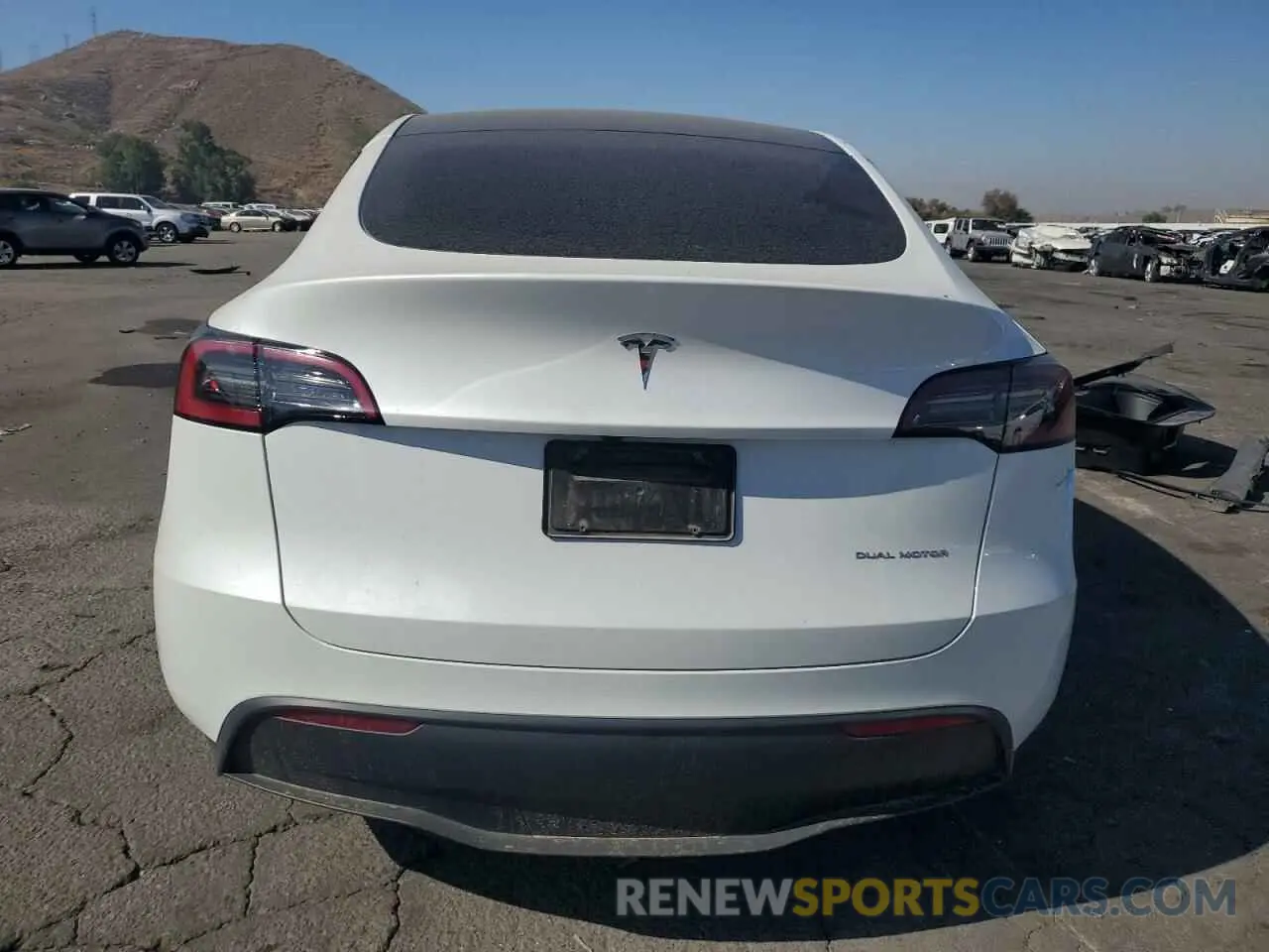 6 fotografías del automóvil dañado 7SAYGDEE2RF067145 TESLA MODEL Y 2024