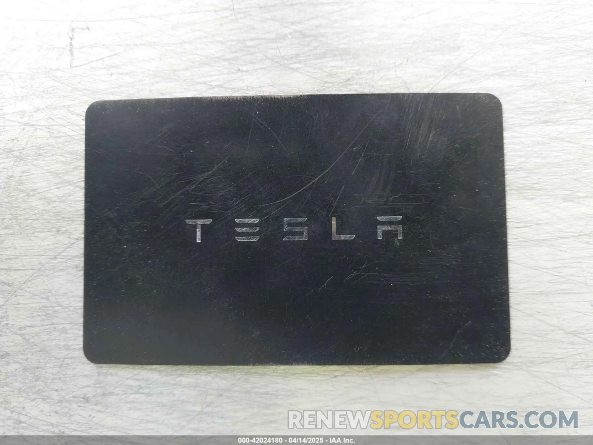 11 fotografías del automóvil dañado 7SAYGDEE2RF069588 TESLA MODEL Y 2024