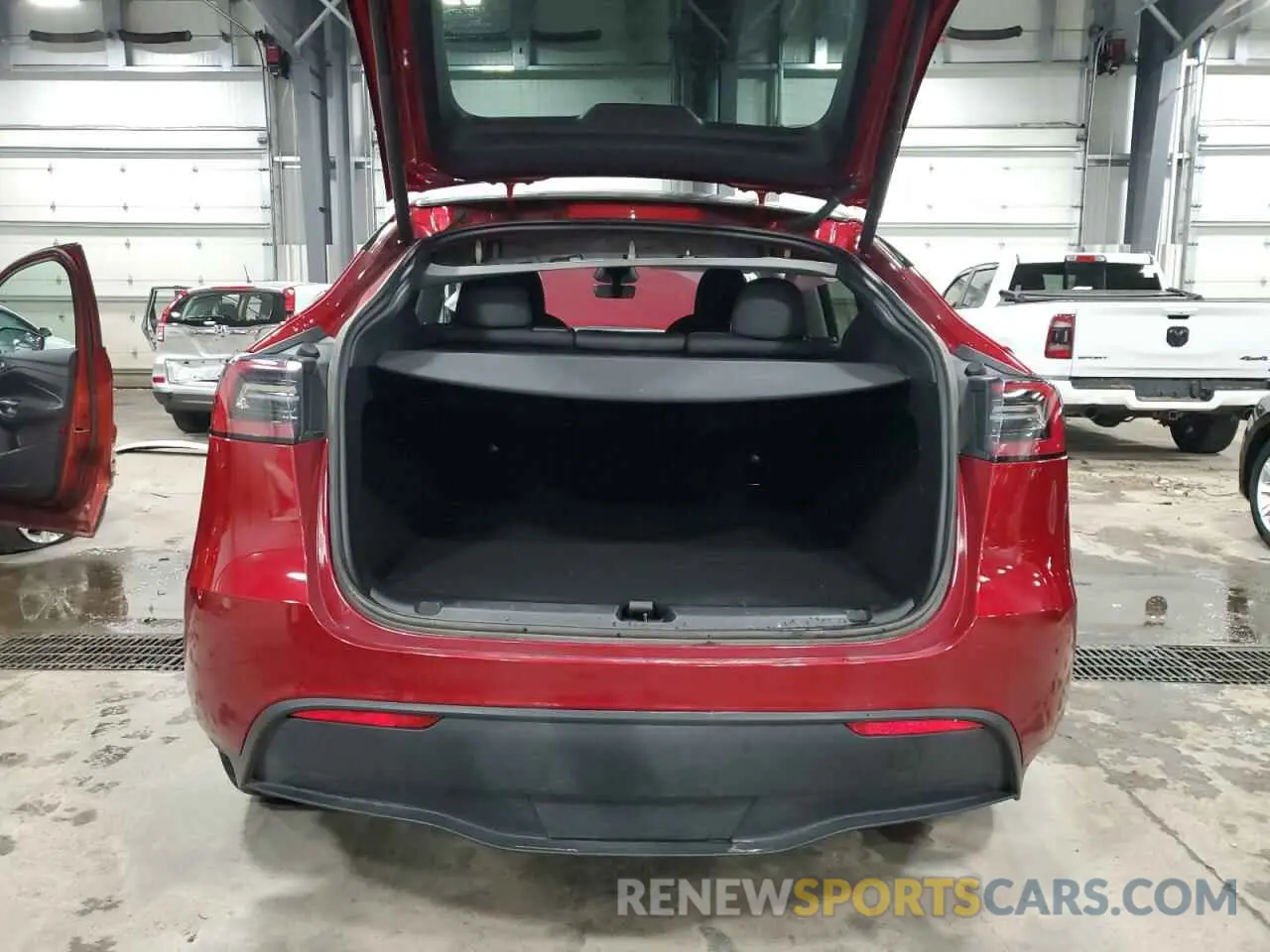 6 fotografías del automóvil dañado 7SAYGDEE2RF993786 TESLA MODEL Y 2024