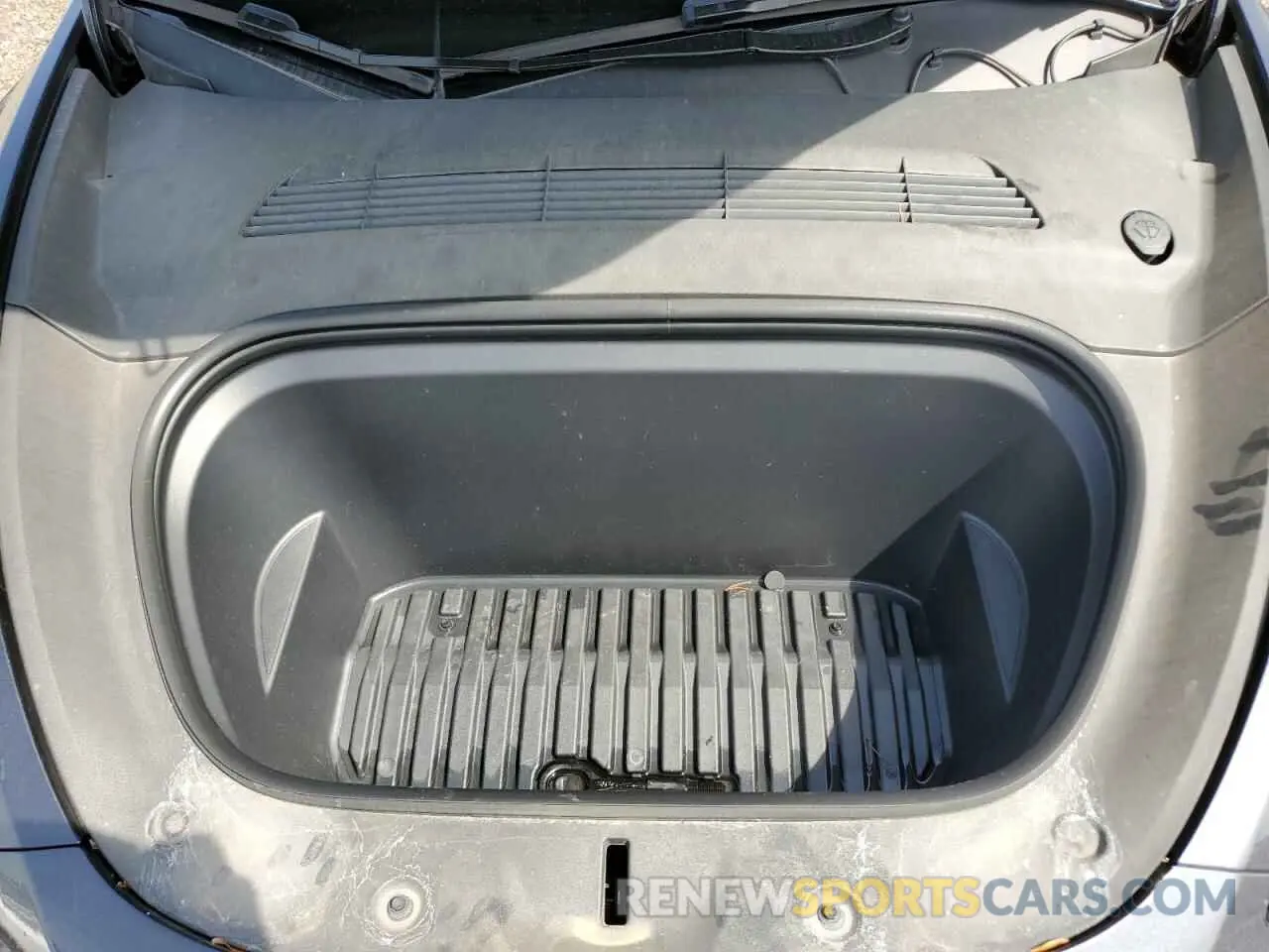 11 fotografías del automóvil dañado 7SAYGDEE3RA234223 TESLA MODEL Y 2024