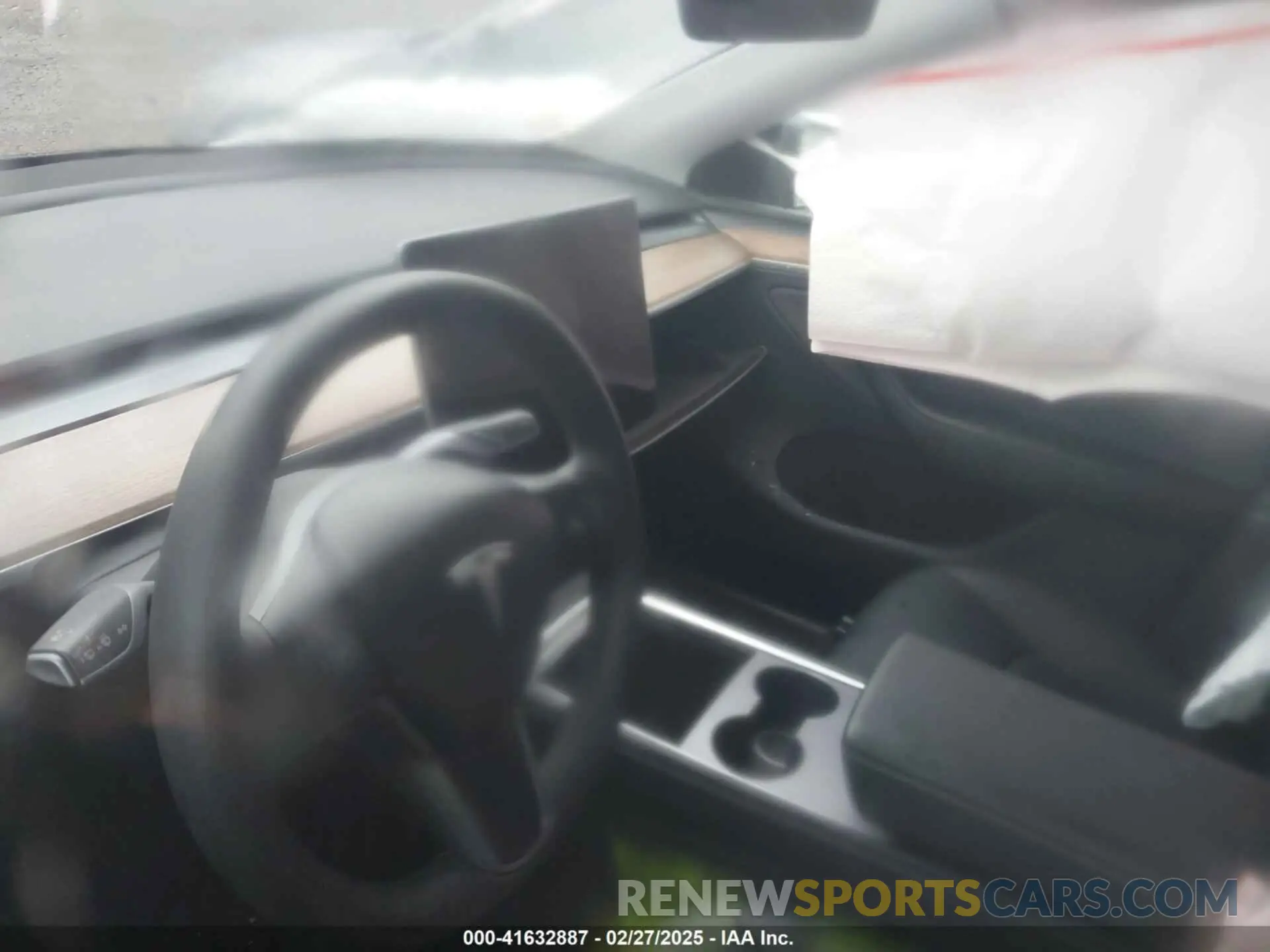 14 fotografías del automóvil dañado 7SAYGDEE3RA239499 TESLA MODEL Y 2024