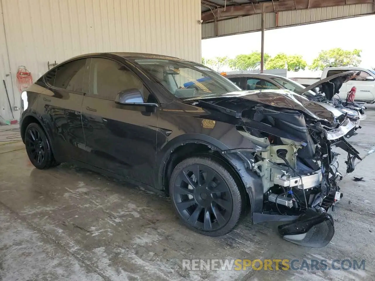 4 fotografías del automóvil dañado 7SAYGDEE3RA280814 TESLA MODEL Y 2024
