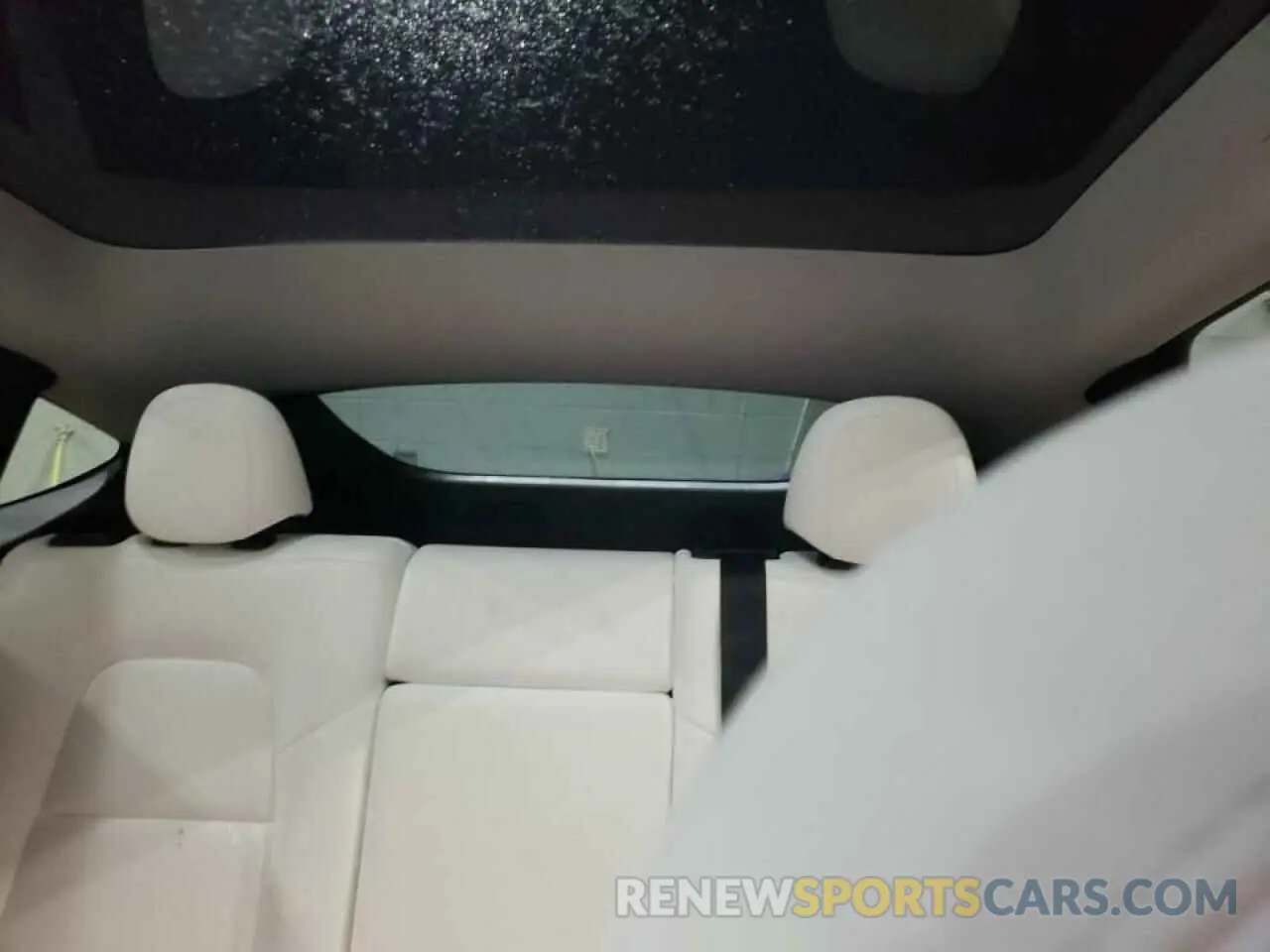 10 fotografías del automóvil dañado 7SAYGDEE3RA293367 TESLA MODEL Y 2024