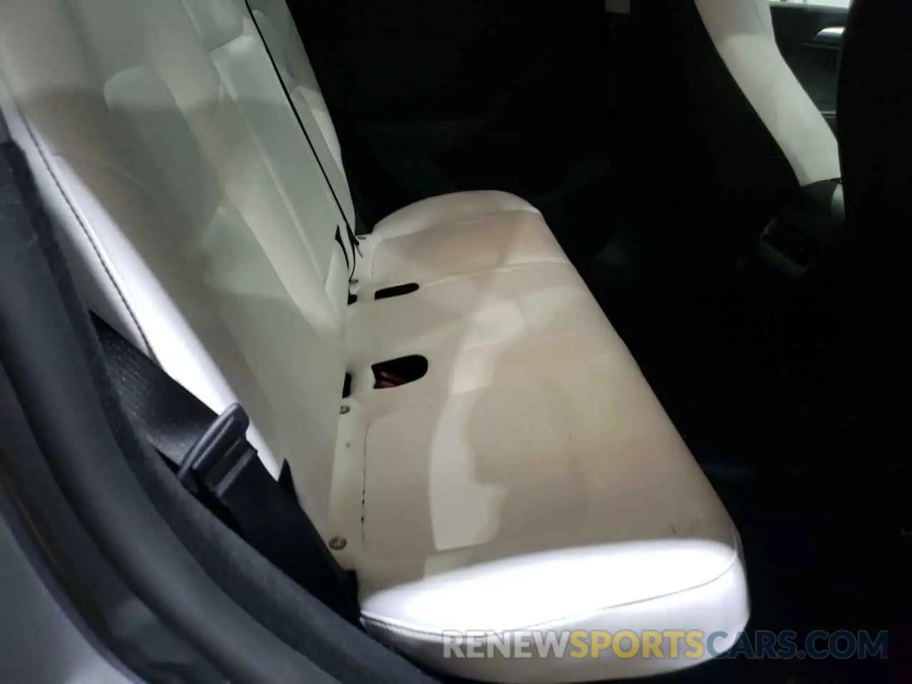 11 fotografías del automóvil dañado 7SAYGDEE3RA293367 TESLA MODEL Y 2024