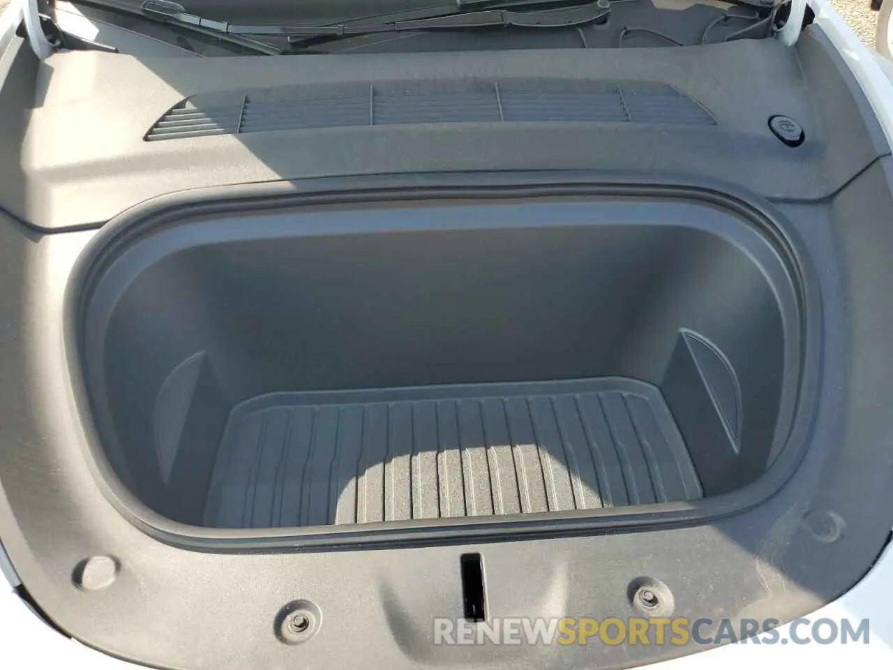 12 fotografías del automóvil dañado 7SAYGDEE3RA300642 TESLA MODEL Y 2024