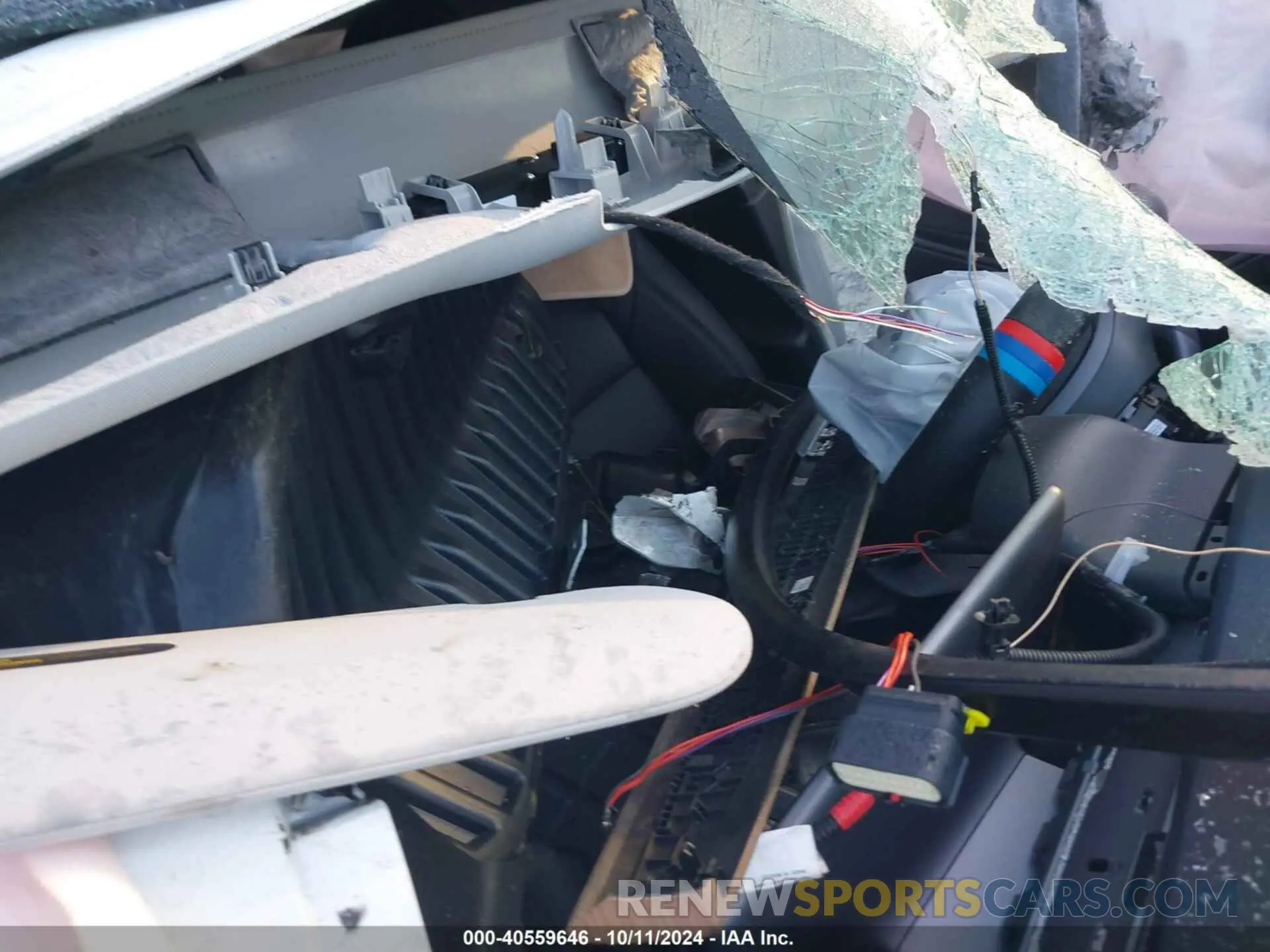 5 fotografías del automóvil dañado 7SAYGDEE3RA317909 TESLA MODEL Y 2024