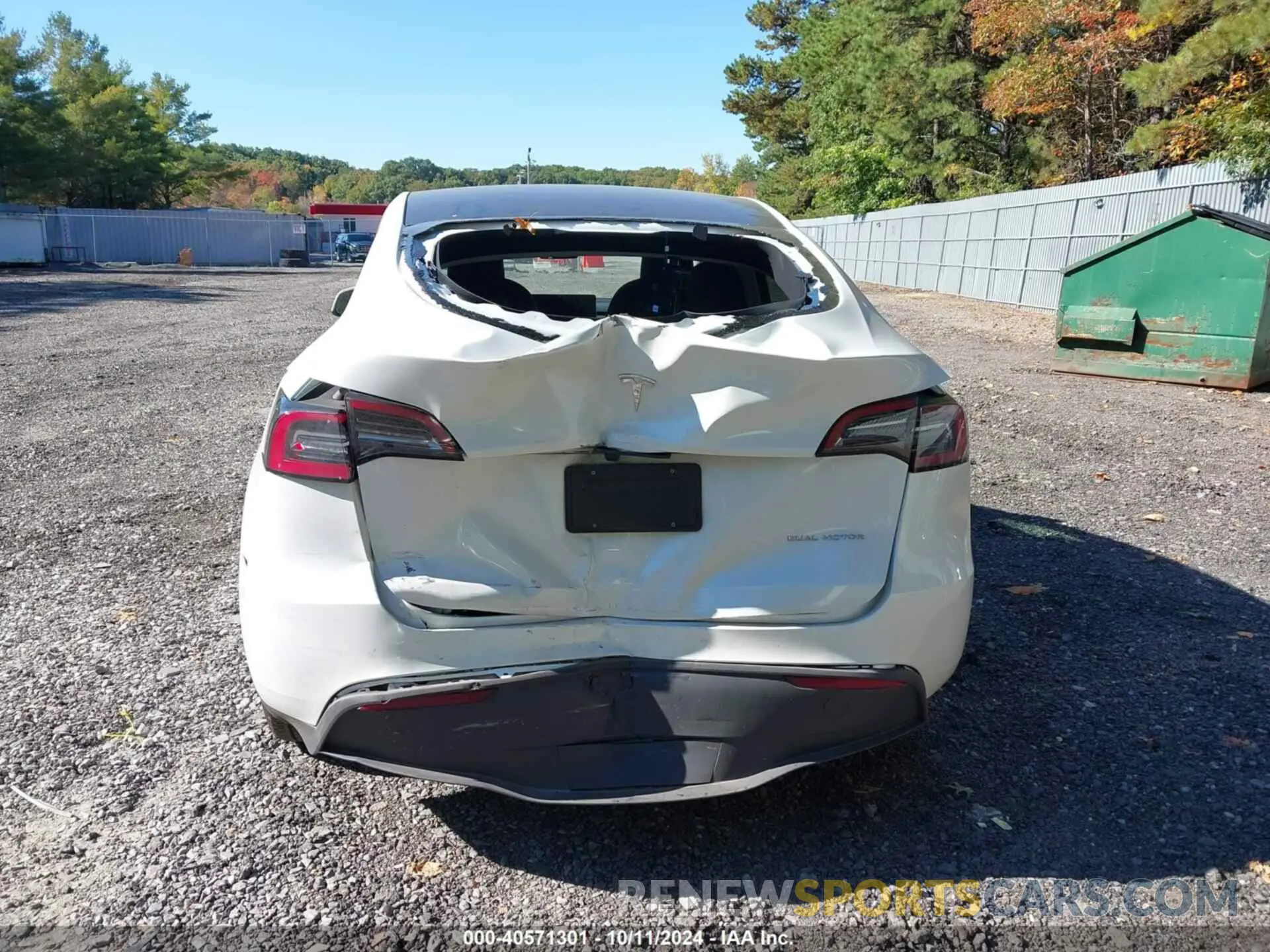 16 fotografías del automóvil dañado 7SAYGDEE3RF007794 TESLA MODEL Y 2024